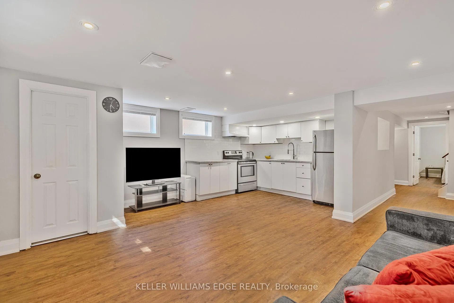 Photo 6 of Unit Lower, 125 Warren Avenue, Hamilton, Balfour — HOMEH