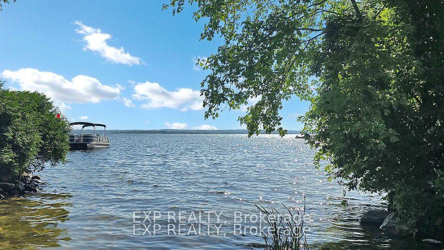Photo 12 of 272 Mcmillian Drive, Georgina, Keswick South — HOMEH