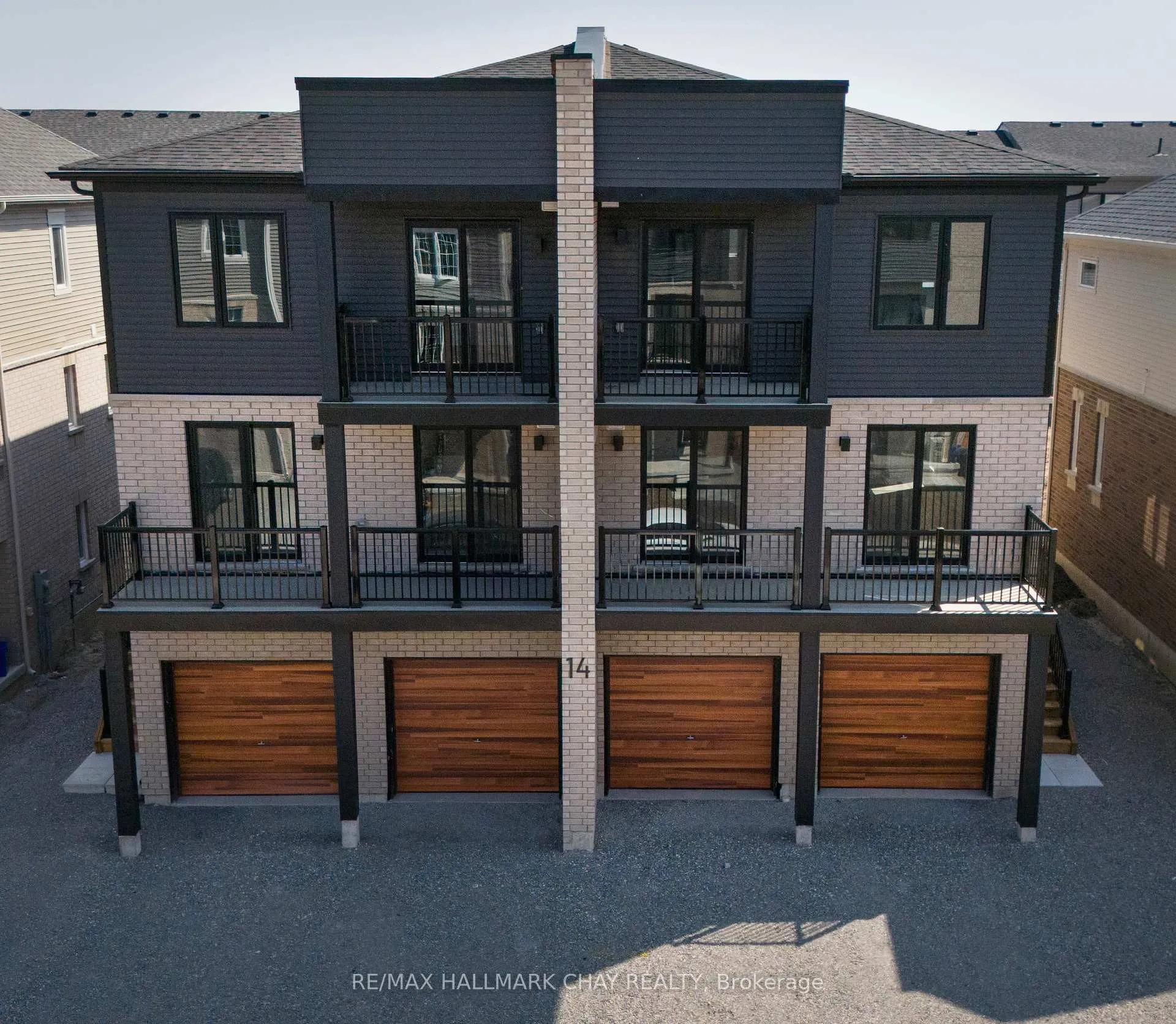 Photo 1 of Unit #3, 14 Wagon Lane, Barrie, Rural Barrie Southeast — HOMEH
