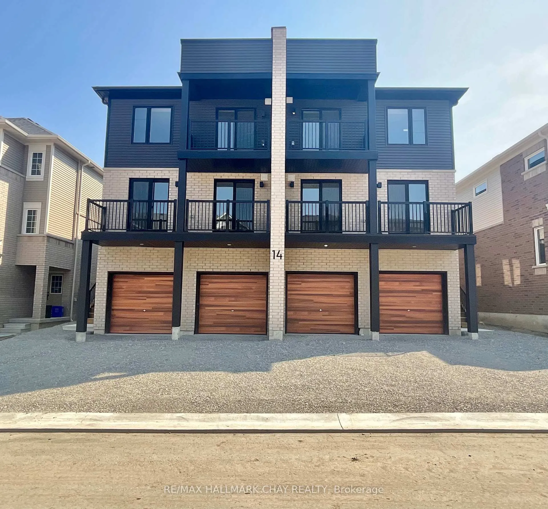 Photo 2 of Unit #3, 14 Wagon Lane, Barrie, Rural Barrie Southeast — HOMEH