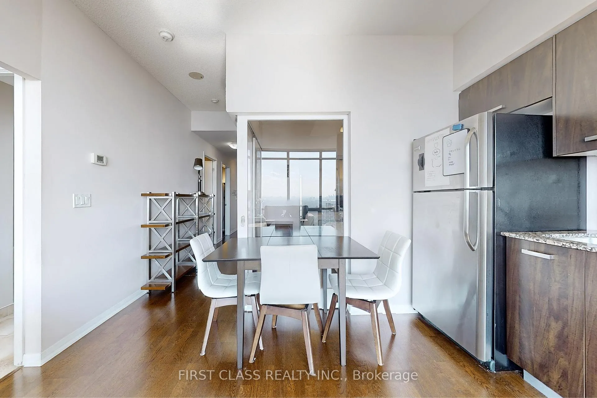 Photo 7 of Unit 4102, 832 Bay Street, Toronto, Bay Street Corridor — HOMEH
