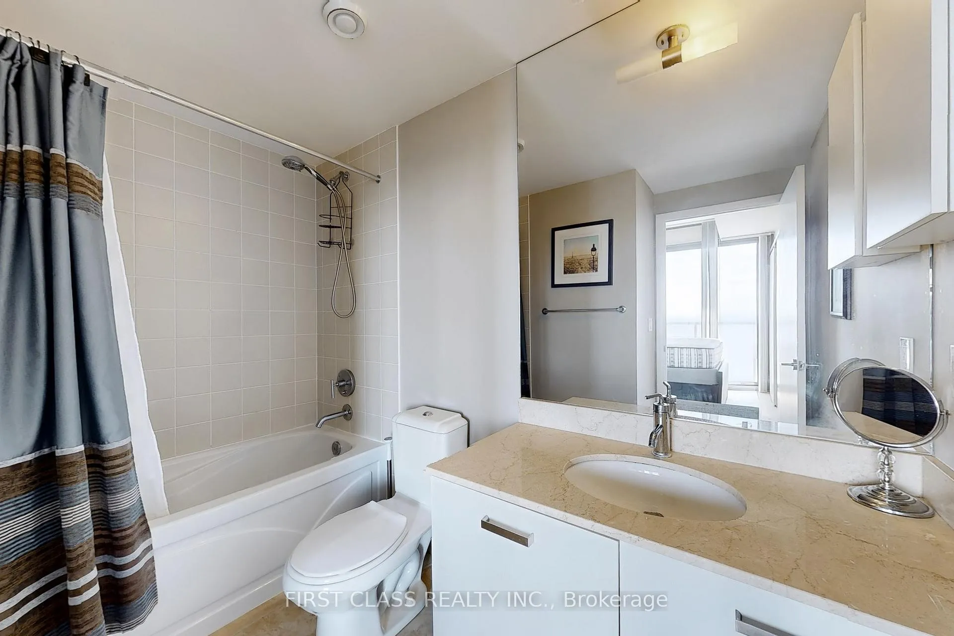 Photo 12 of Unit 4102, 832 Bay Street, Toronto, Bay Street Corridor — HOMEH