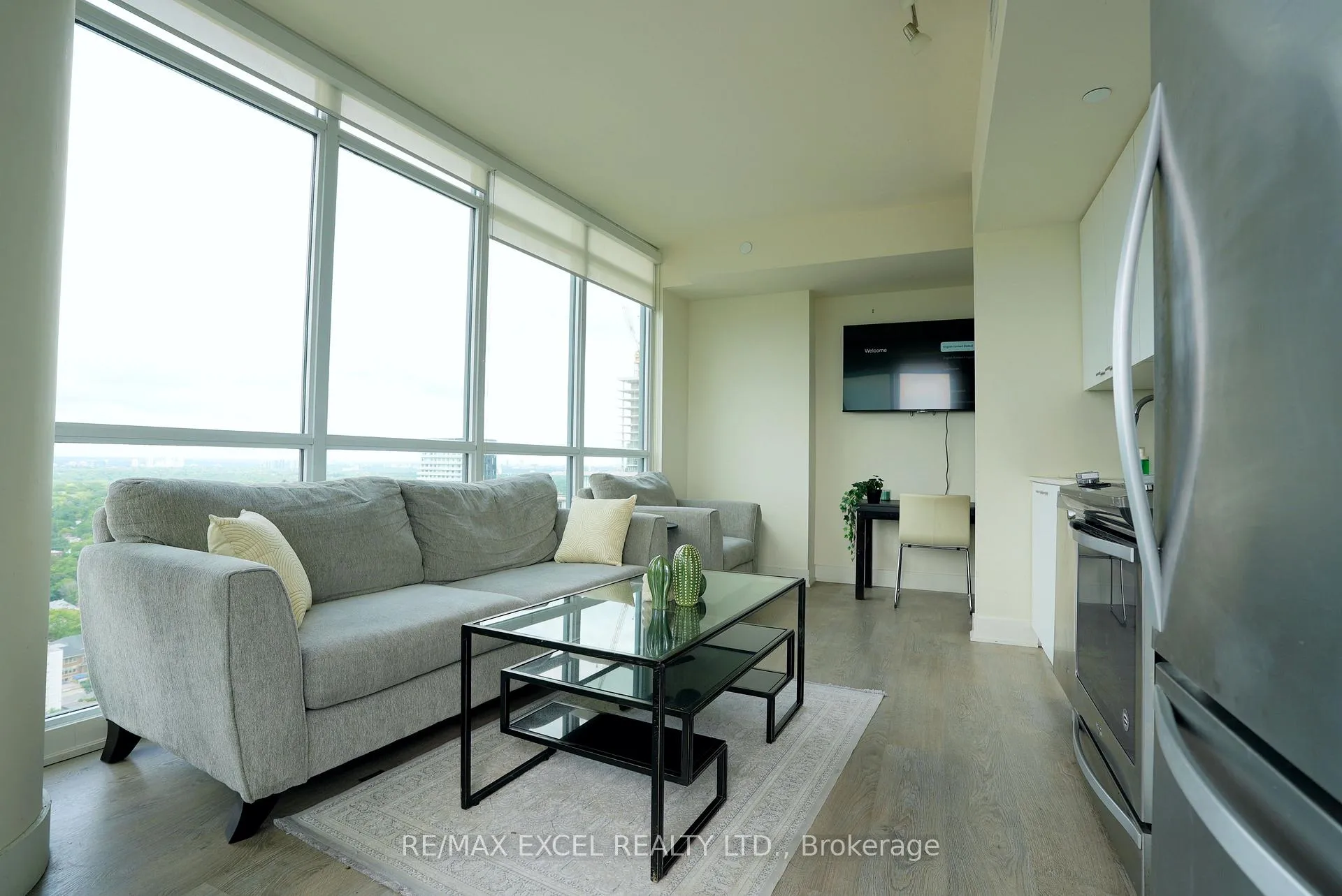 Front of Unit 3105, 30 Roehampton Avenue