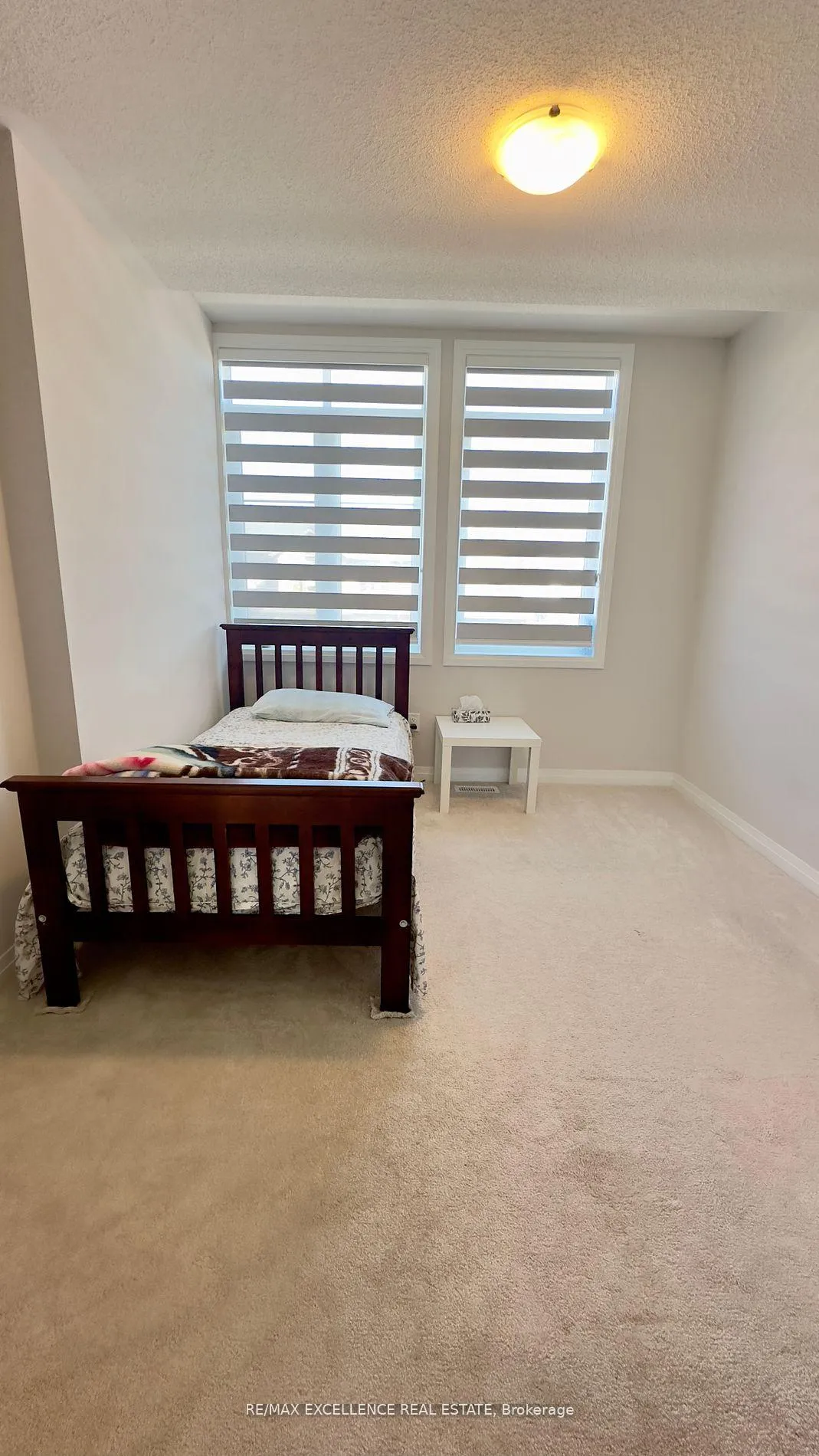 Photo 9 of 136 Freedom Crescent, Hamilton, Mount Hope — HOMEH