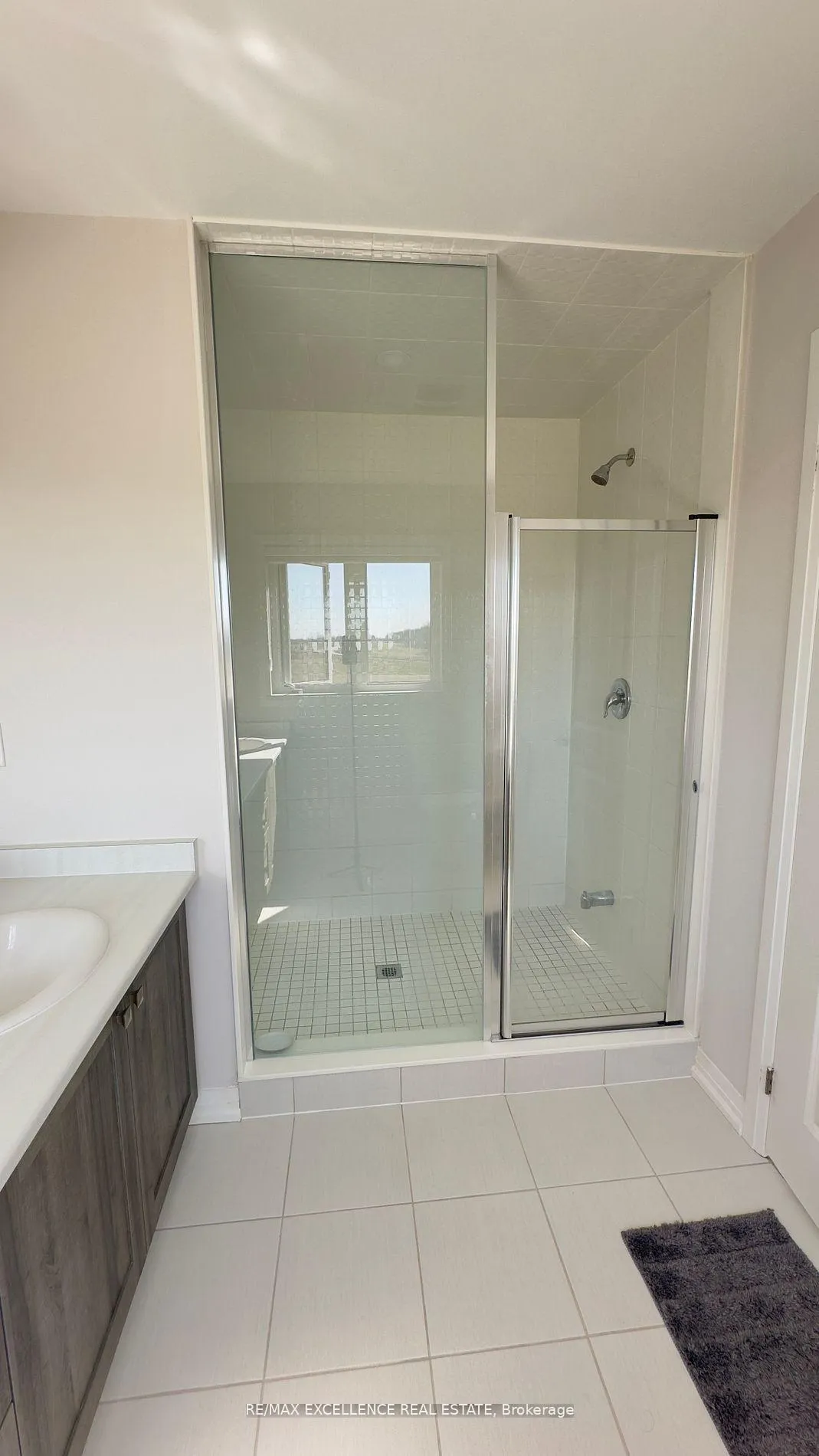 Photo 15 of 136 Freedom Crescent, Hamilton, Mount Hope — HOMEH