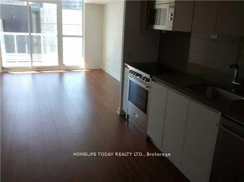 Photo 3 of Unit 712, 75 Queens Wharf Road, Toronto, Waterfront Communities — HOMEH