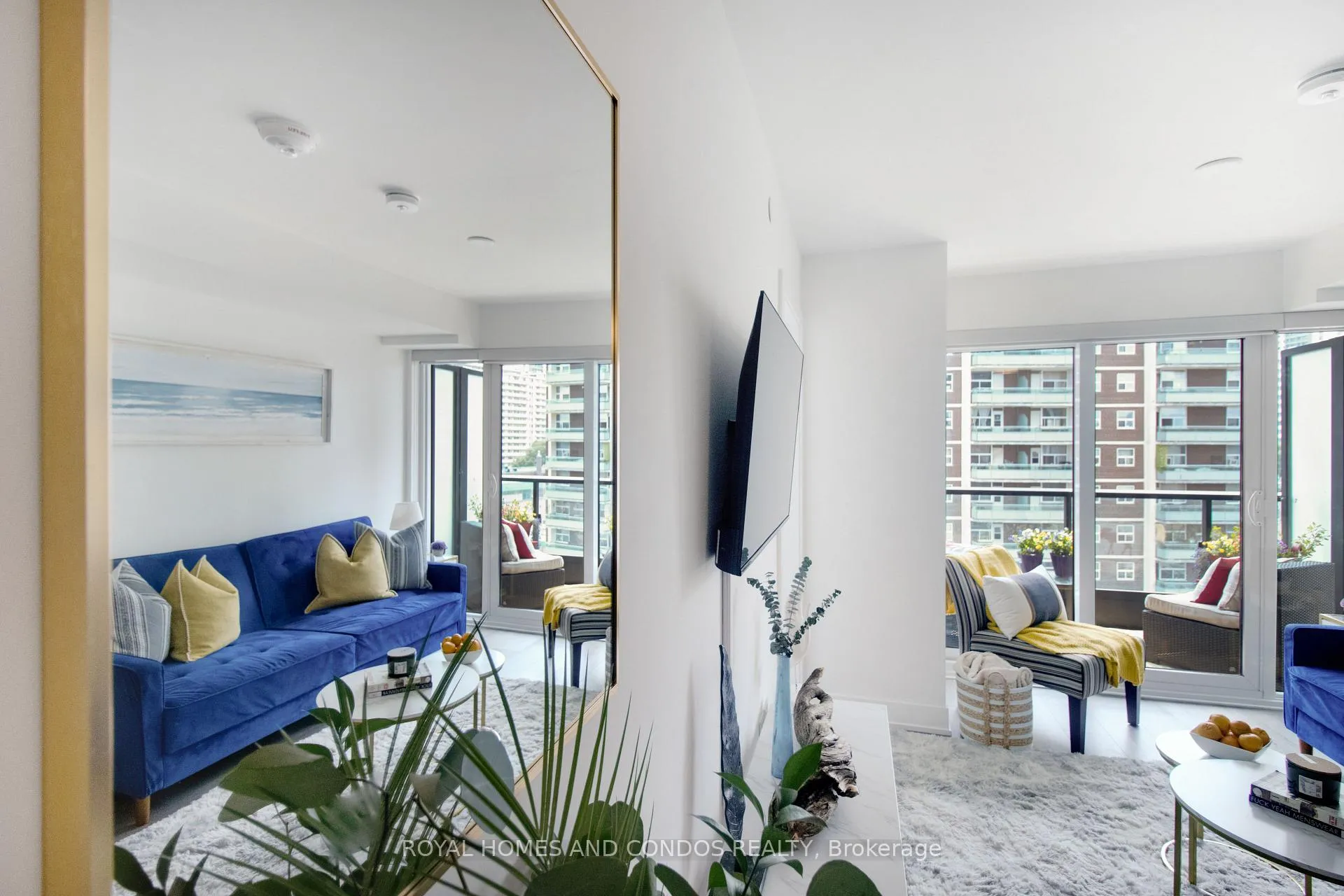 Photo 8 of Unit 620, 585 Bloor Street E, Toronto, North St. James Town — HOMEH