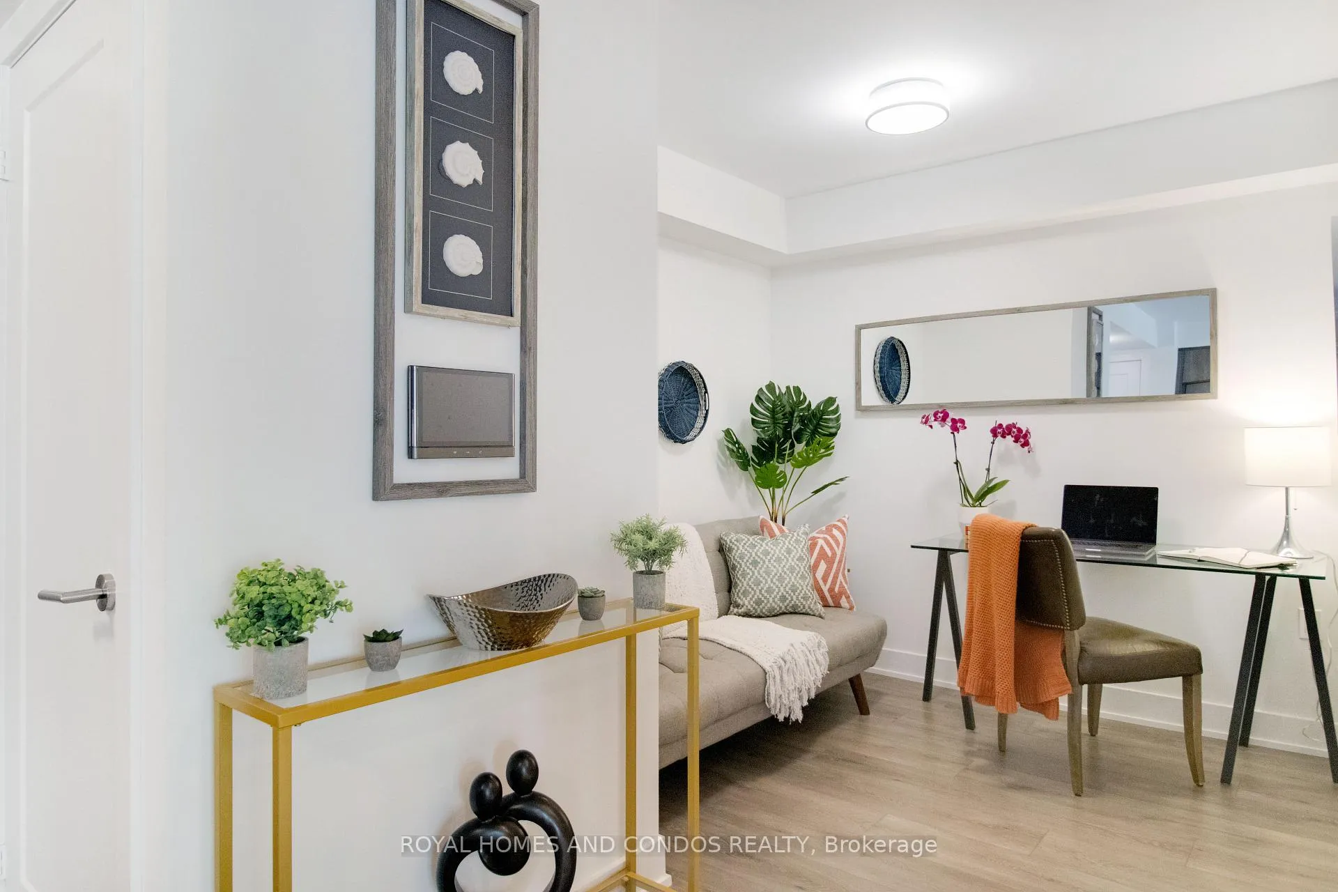 Photo 13 of Unit 620, 585 Bloor Street E, Toronto, North St. James Town — HOMEH