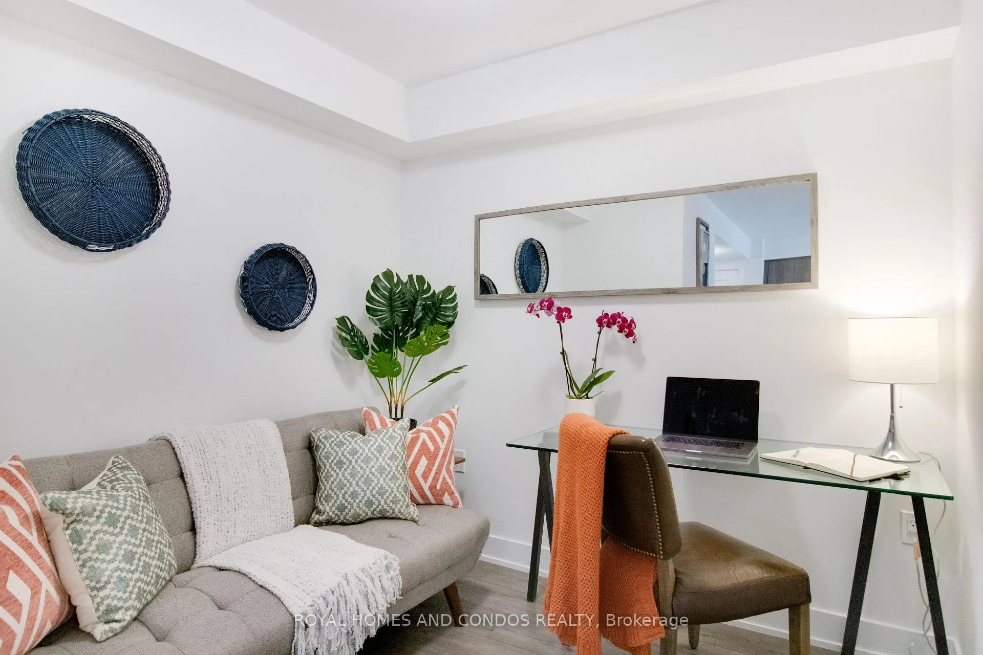 Photo 14 of Unit 620, 585 Bloor Street E, Toronto, North St. James Town — HOMEH