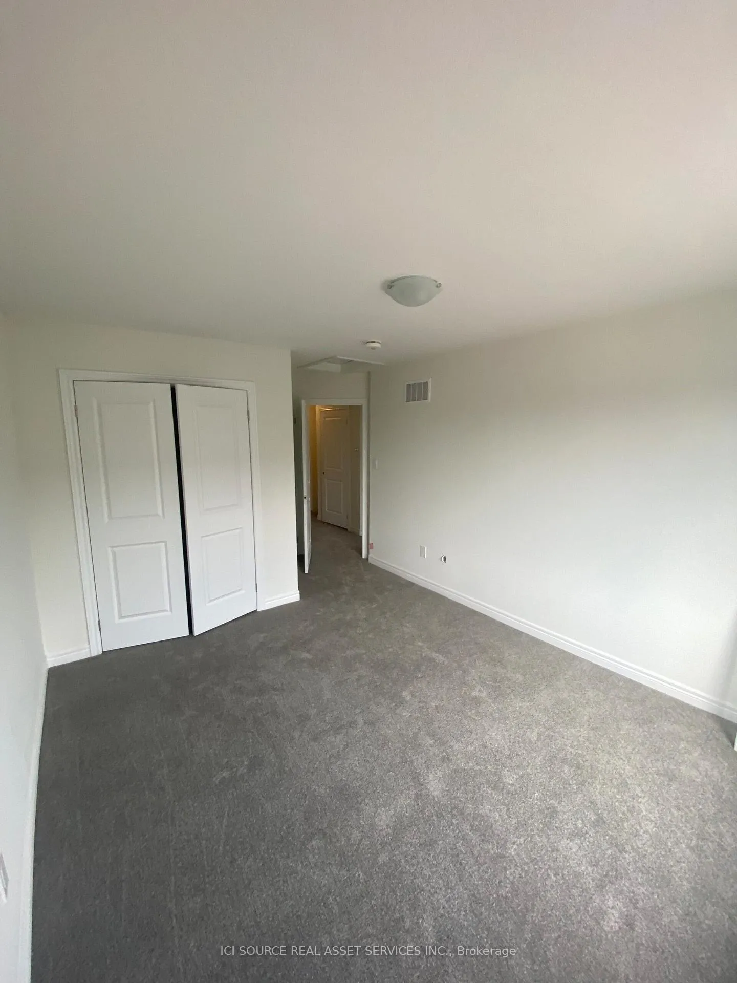 Photo 12 of 28 Dryden Lane, Hamilton, McQuesten — HOMEH