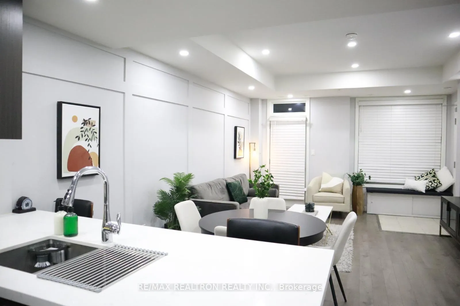 Photo 18 of Unit 104, 1555 Kingston Road, Pickering, Town Centre — HOMEH