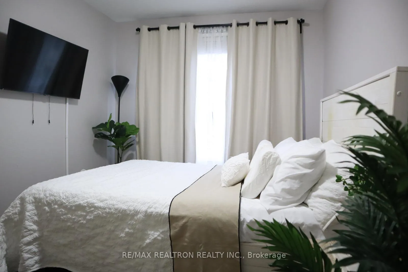 Photo 19 of Unit 104, 1555 Kingston Road, Pickering, Town Centre — HOMEH