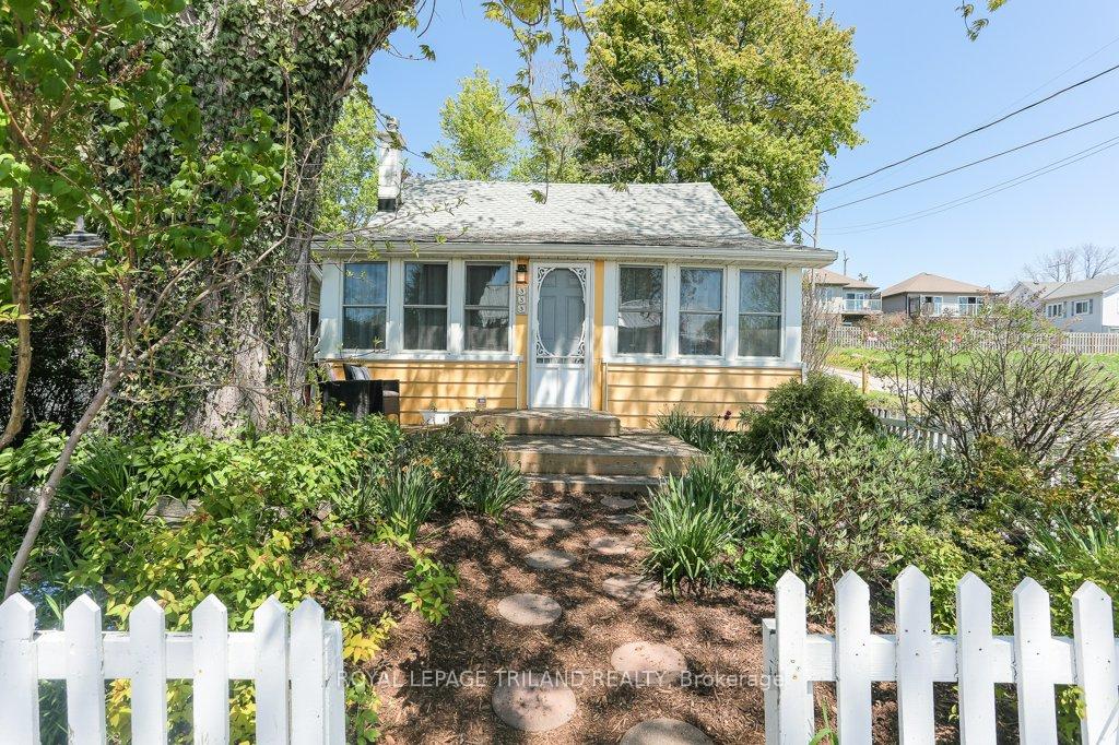 Photo 2 of 333 First Street, Central Elgin, Port Stanley — HOMEH