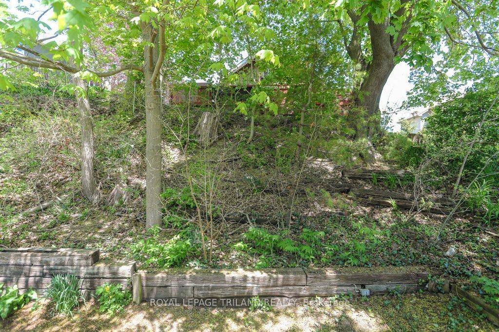 Photo 33 of 333 First Street, Central Elgin, Port Stanley — HOMEH