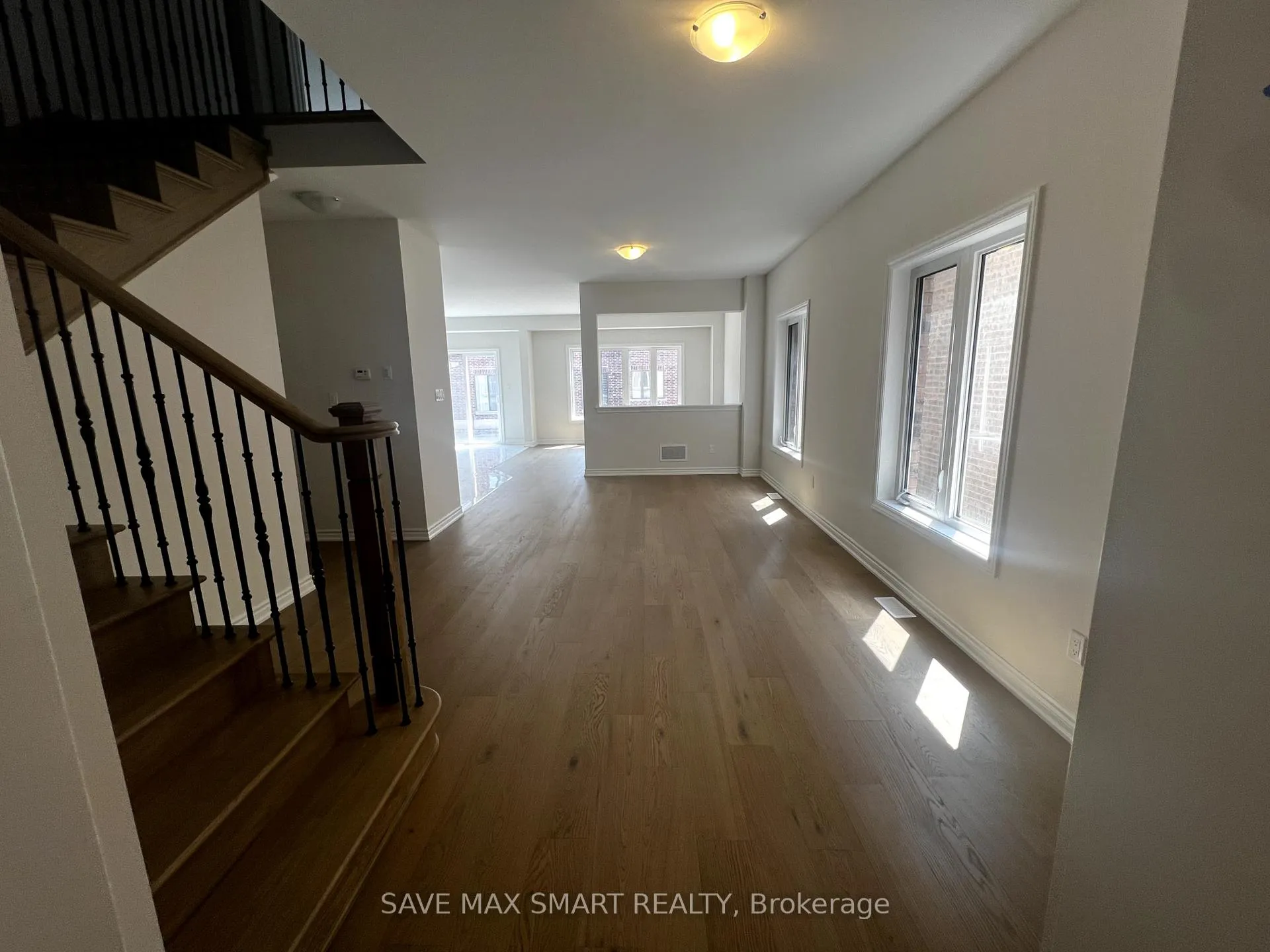 Photo 8 of 36 Huntsworth Avenue, Thorold, Thorold Downtown — HOMEH