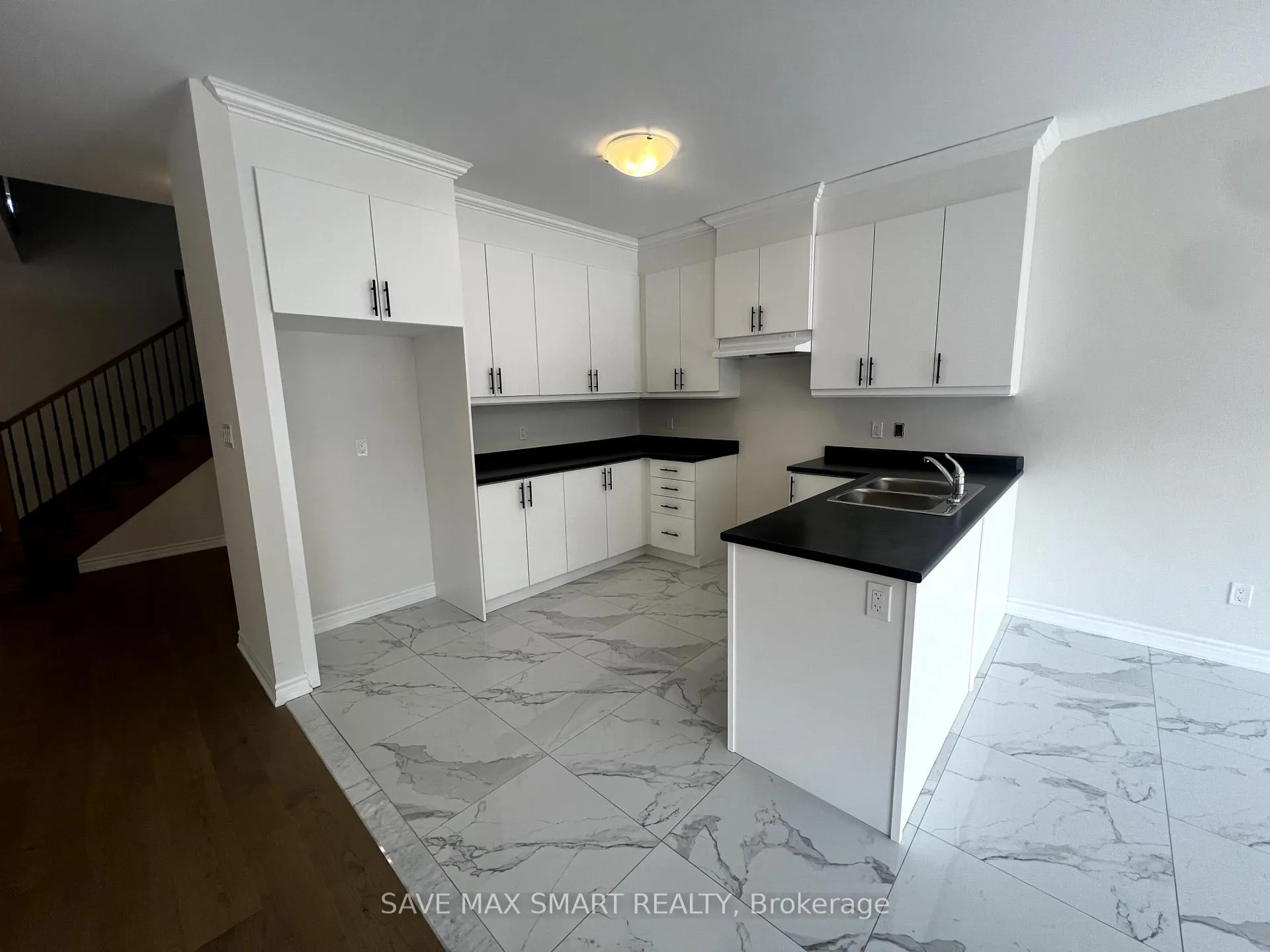 Photo 28 of 36 Huntsworth Avenue, Thorold, Thorold Downtown — HOMEH
