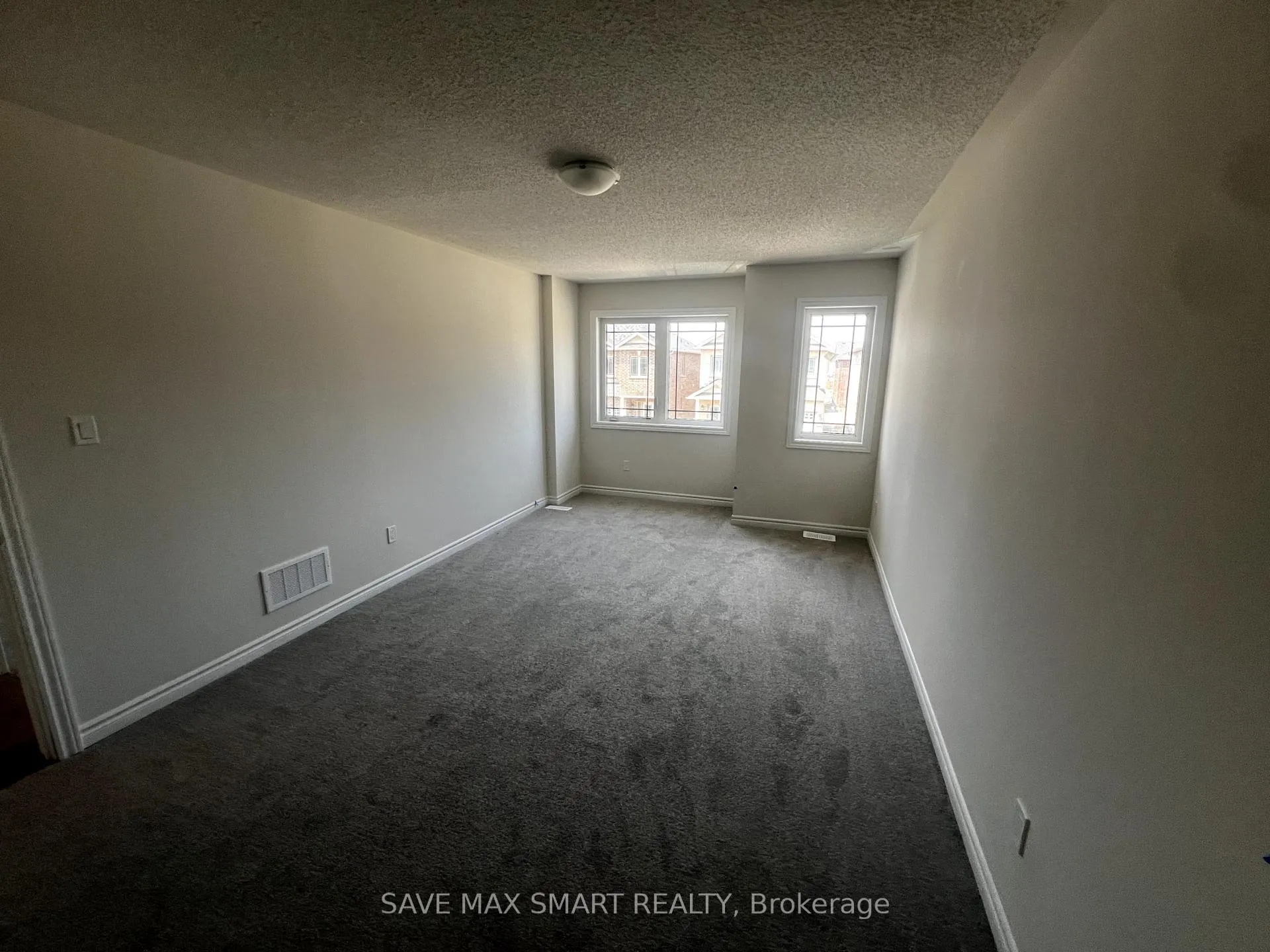 Photo 47 of 36 Huntsworth Avenue, Thorold, Thorold Downtown — HOMEH