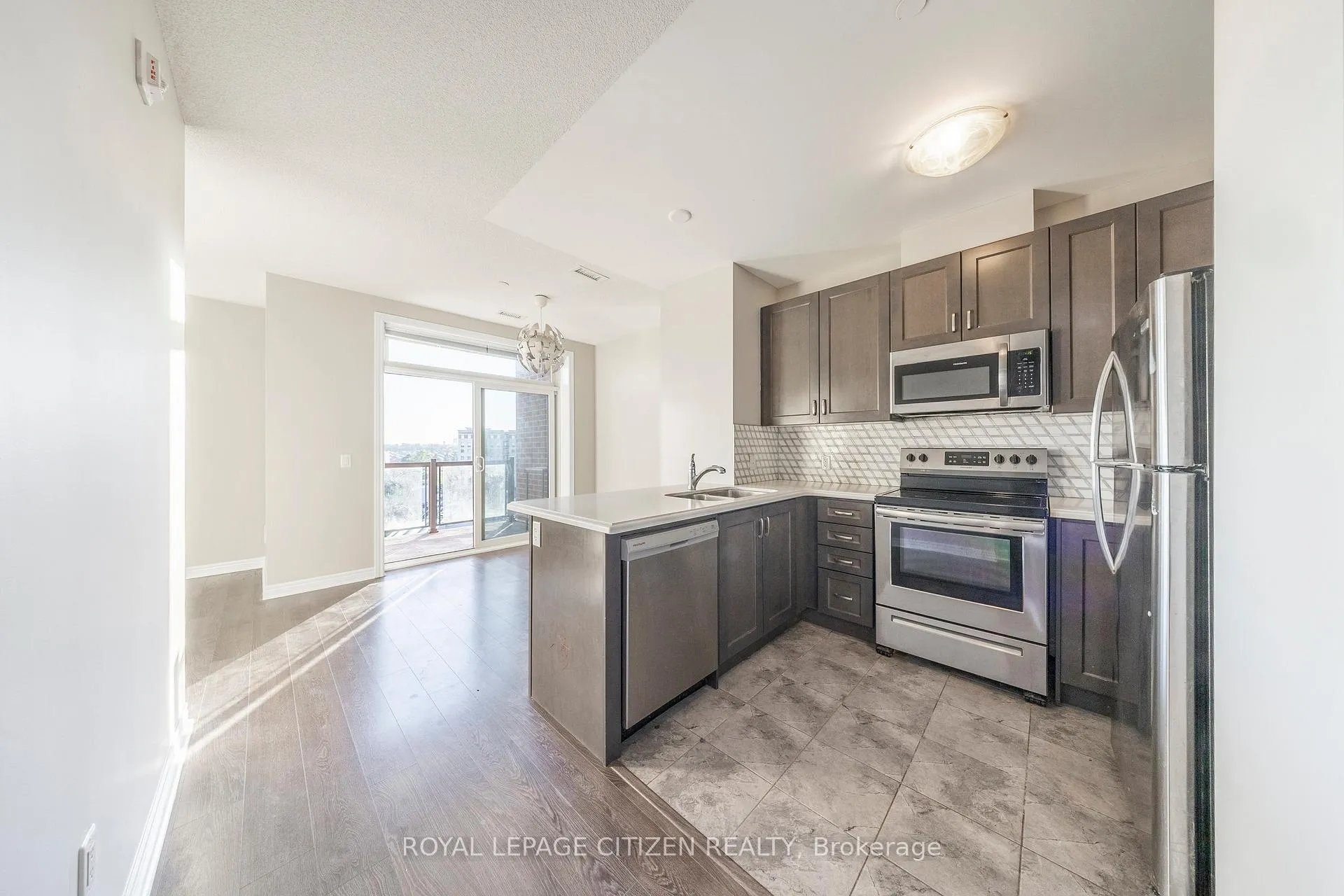 Photo 5 of Unit 706, 39 New Delhi Drive, Markham, Cedarwood — HOMEH