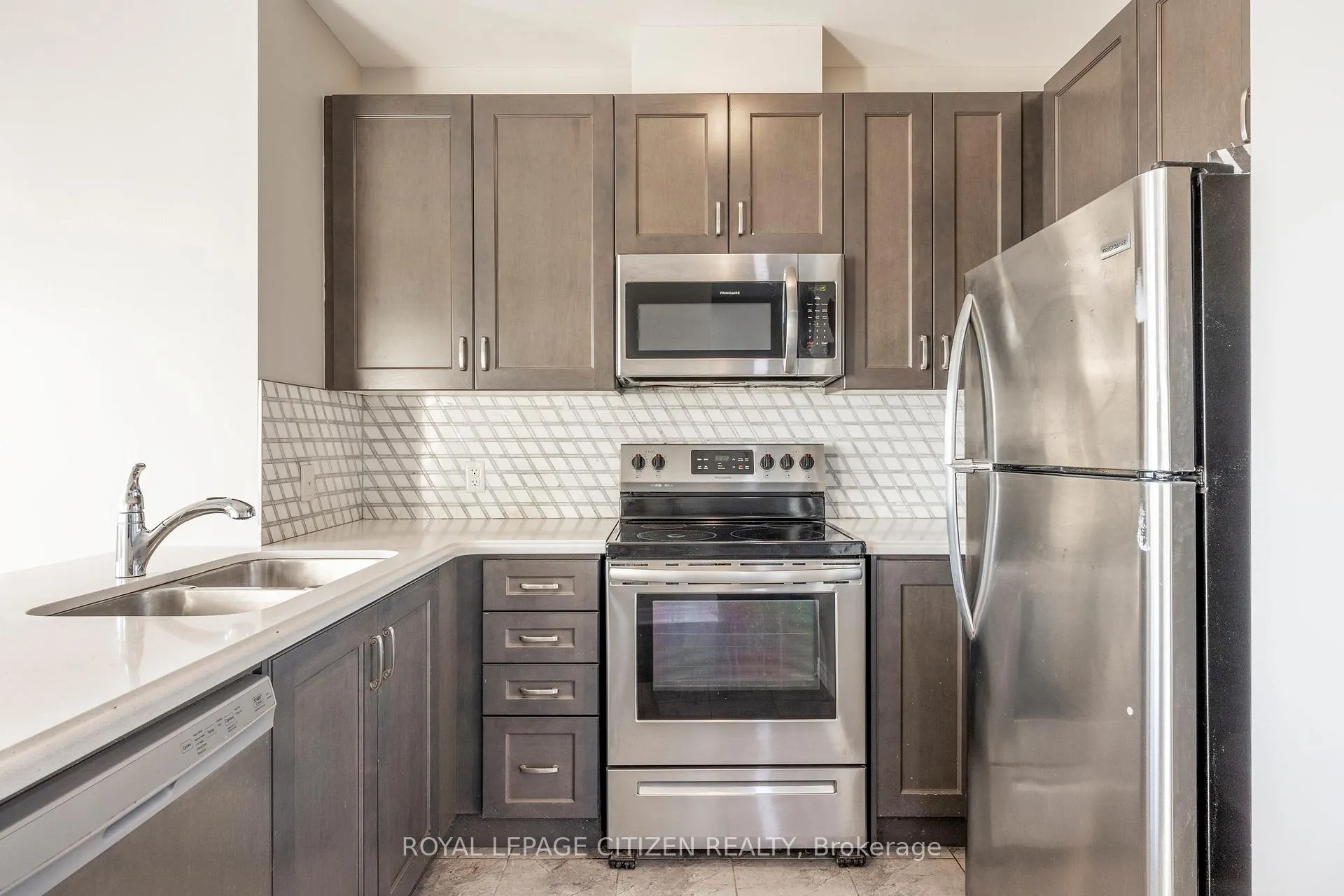 Photo 7 of Unit 706, 39 New Delhi Drive, Markham, Cedarwood — HOMEH