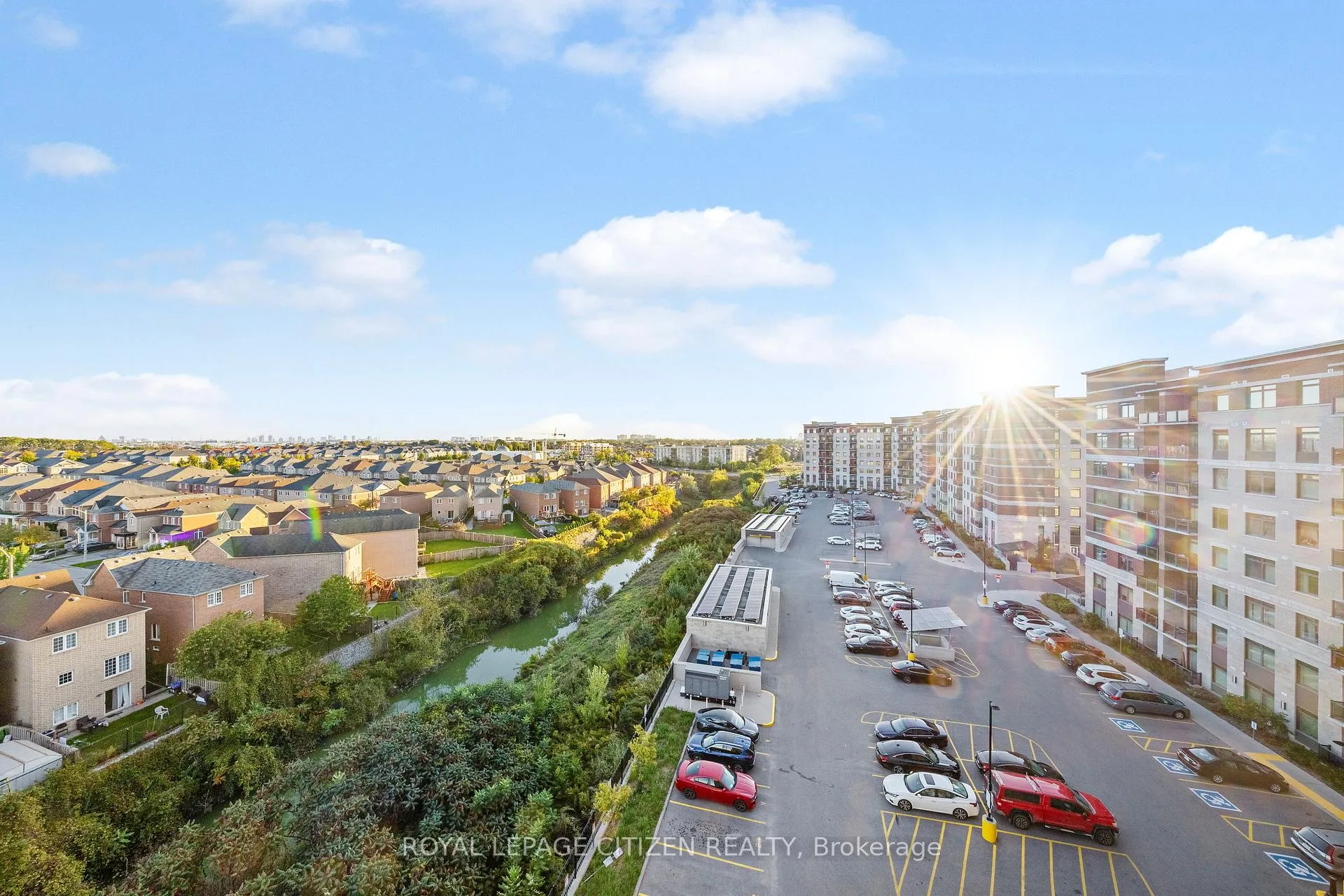 Photo 12 of Unit 706, 39 New Delhi Drive, Markham, Cedarwood — HOMEH