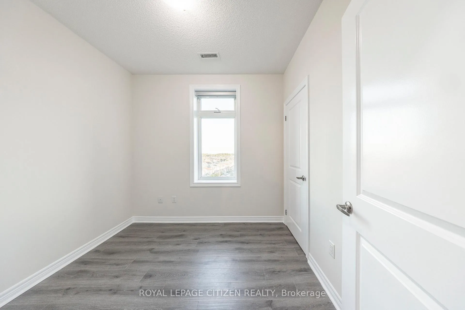 Photo 18 of Unit 706, 39 New Delhi Drive, Markham, Cedarwood — HOMEH