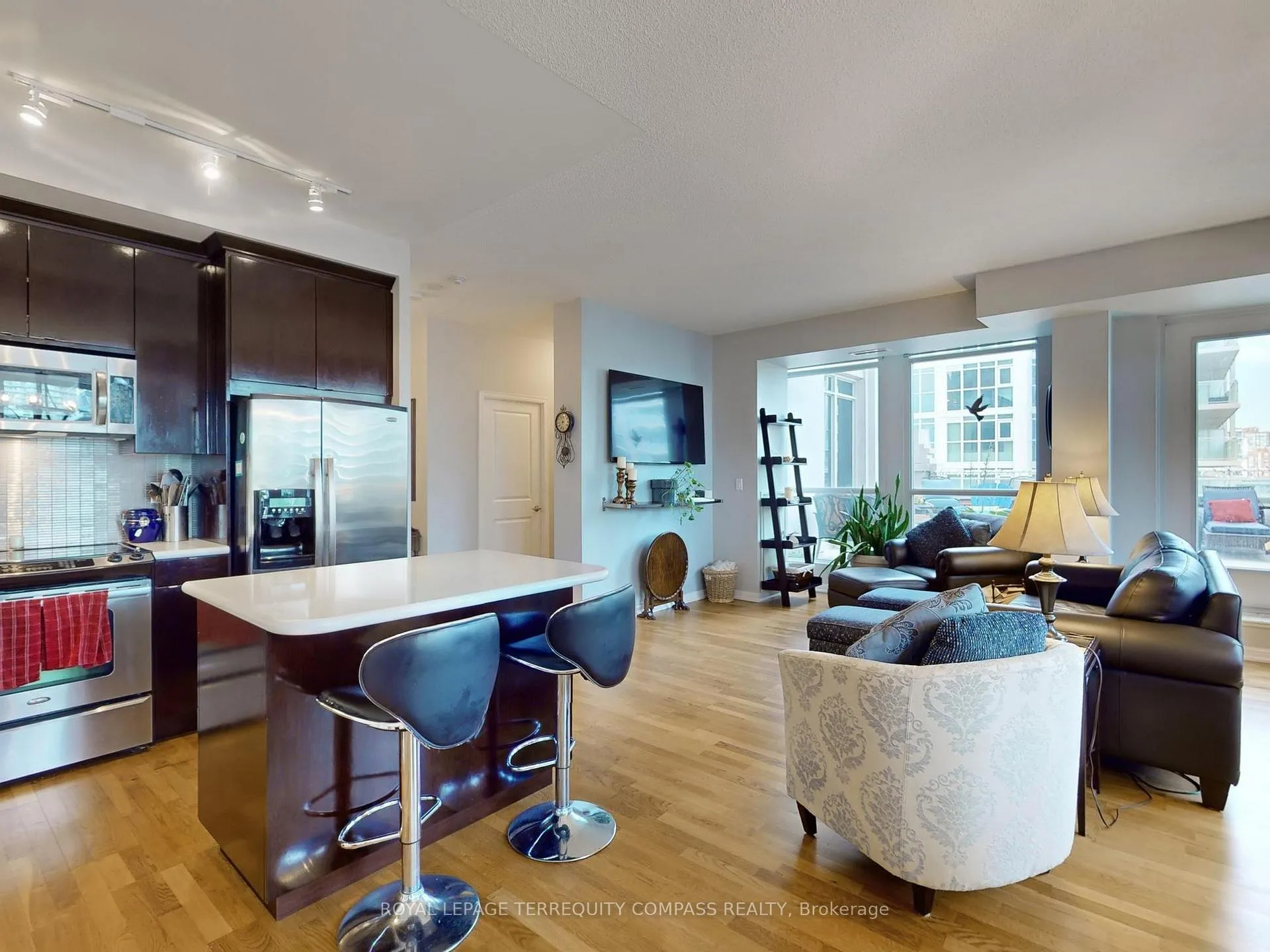 Photo 9 of Unit 1107, 628 Fleet Street, Toronto, Niagara — HOMEH