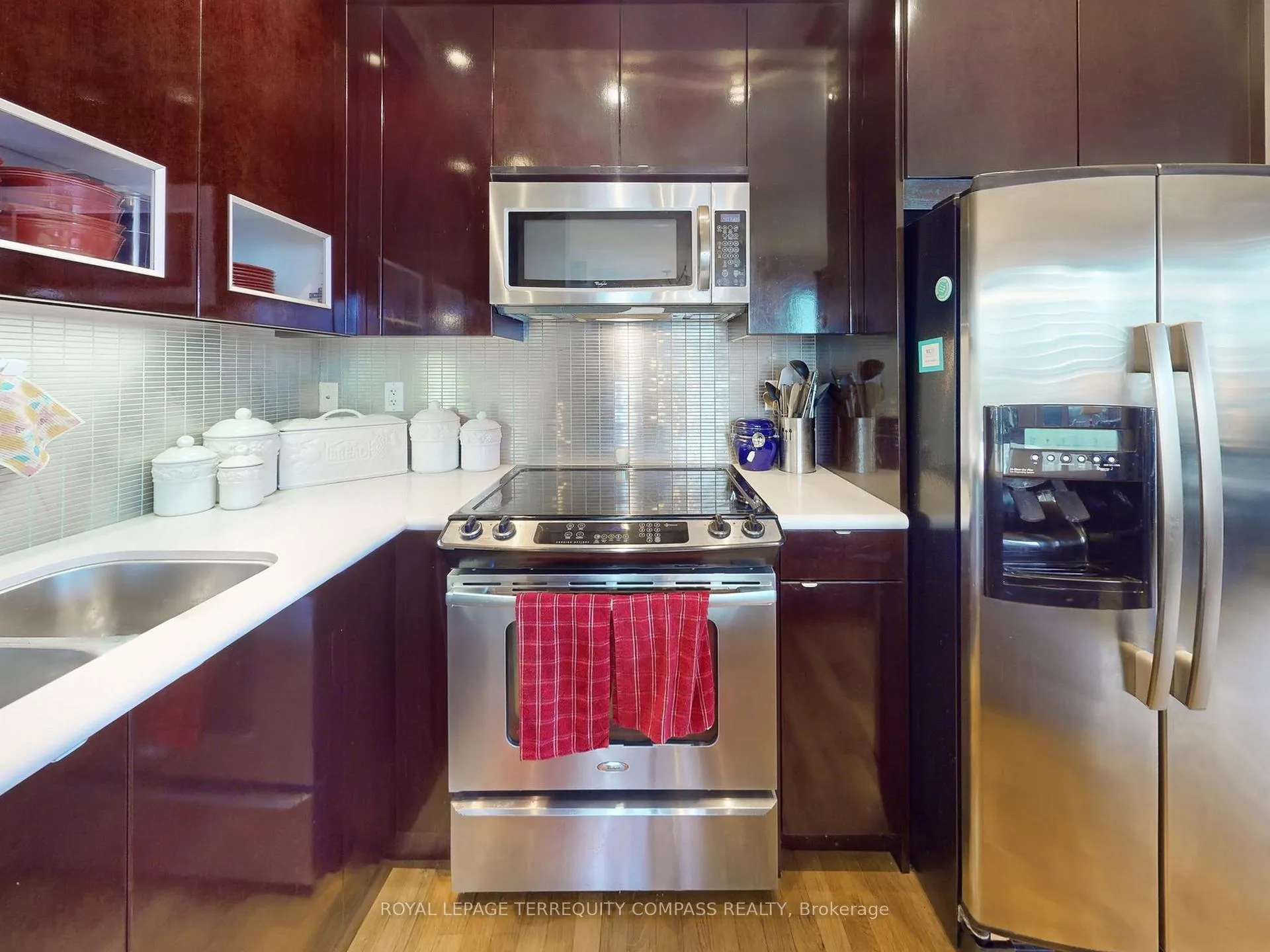 Photo 12 of Unit 1107, 628 Fleet Street, Toronto, Niagara — HOMEH