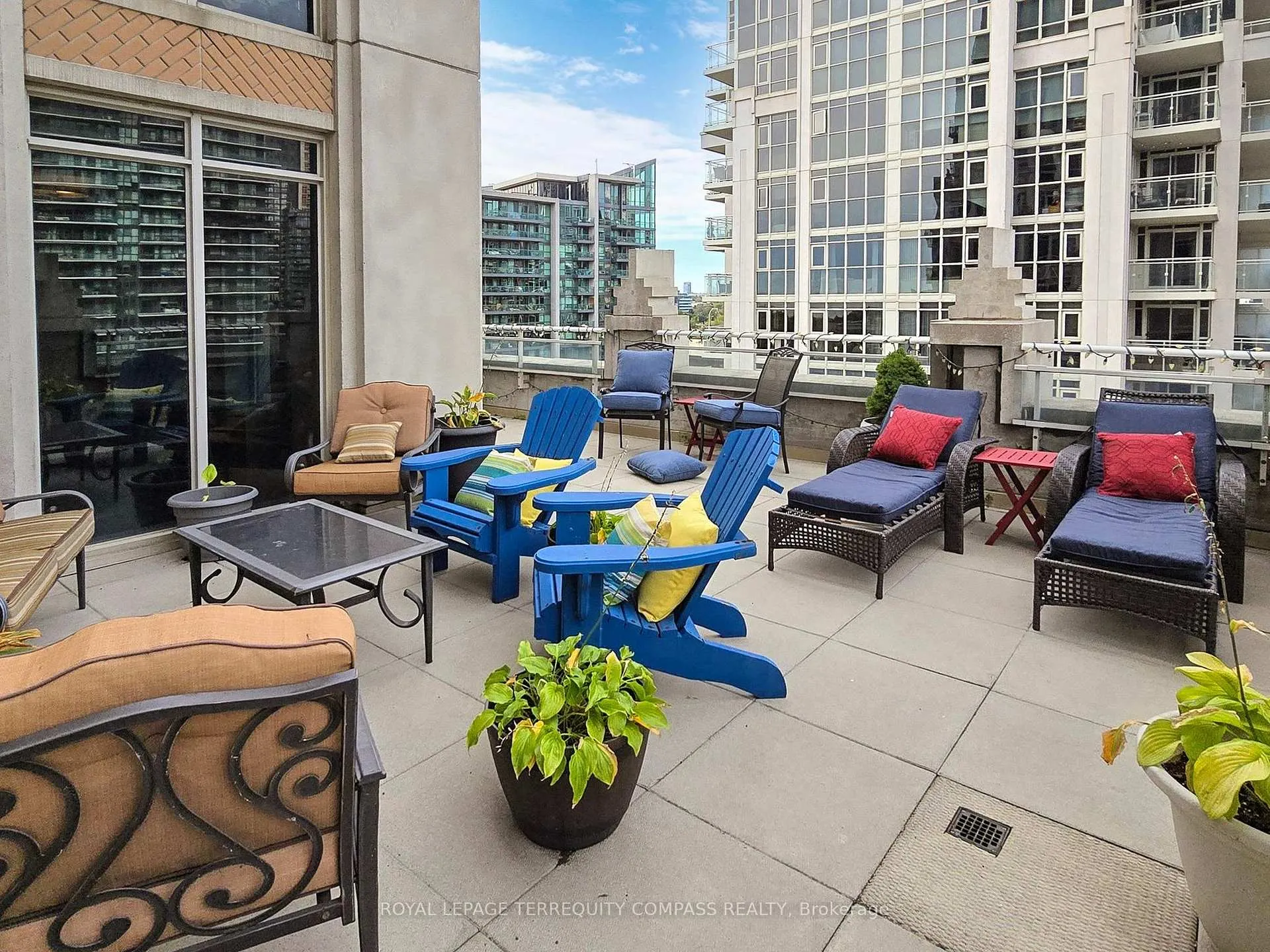 Photo 26 of Unit 1107, 628 Fleet Street, Toronto, Niagara — HOMEH