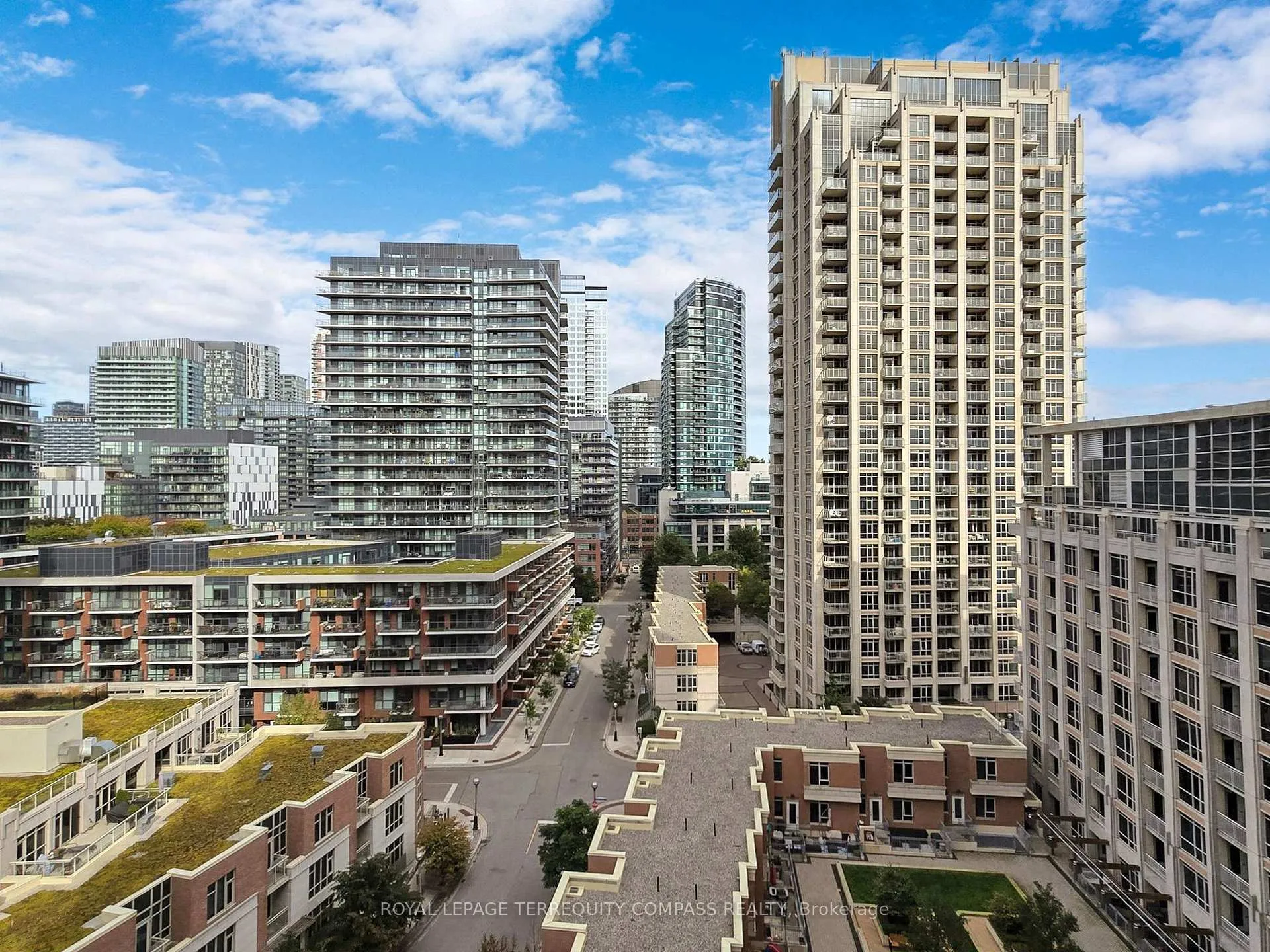 Photo 28 of Unit 1107, 628 Fleet Street, Toronto, Niagara — HOMEH