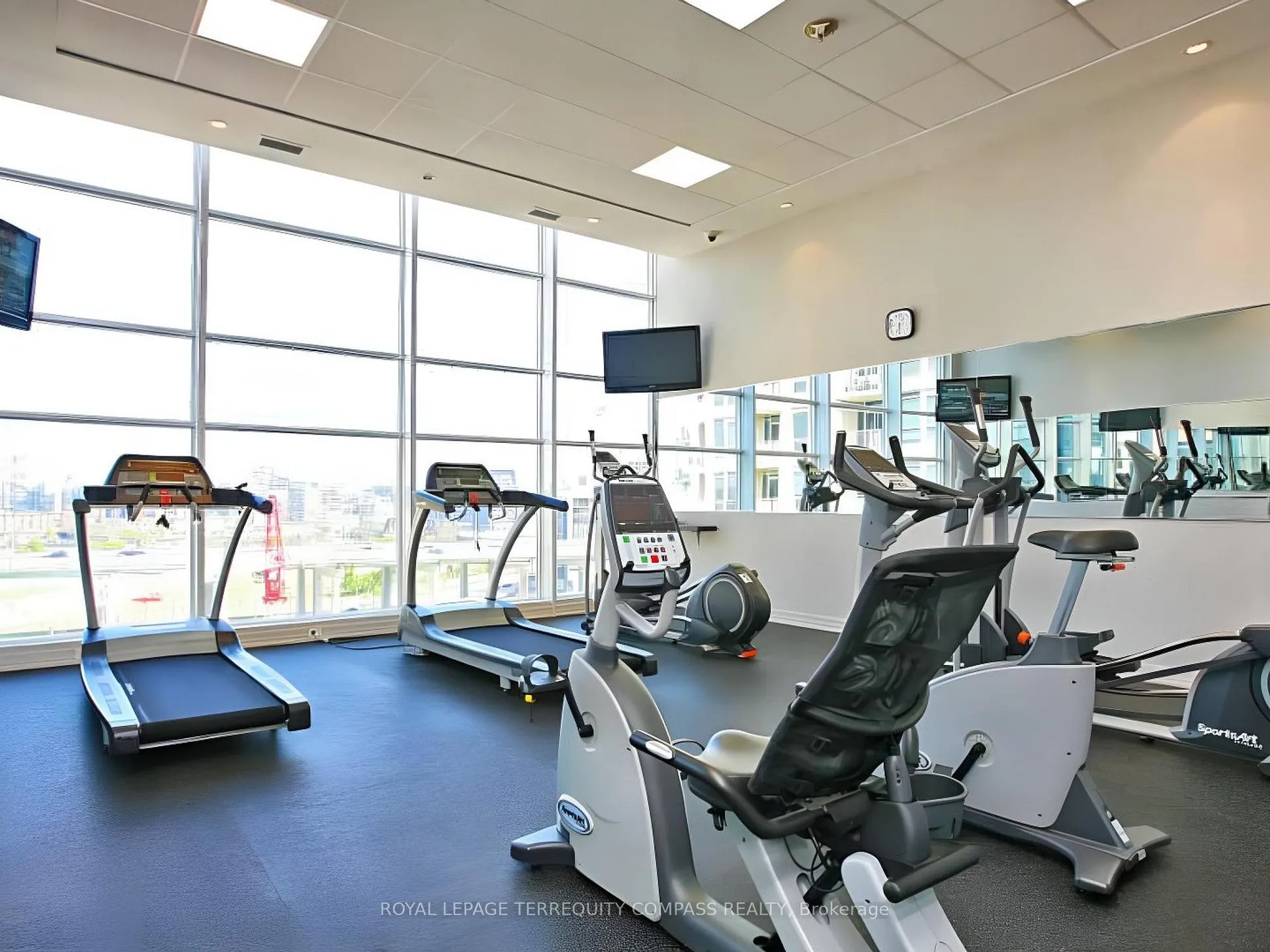Photo 31 of Unit 1107, 628 Fleet Street, Toronto, Niagara — HOMEH