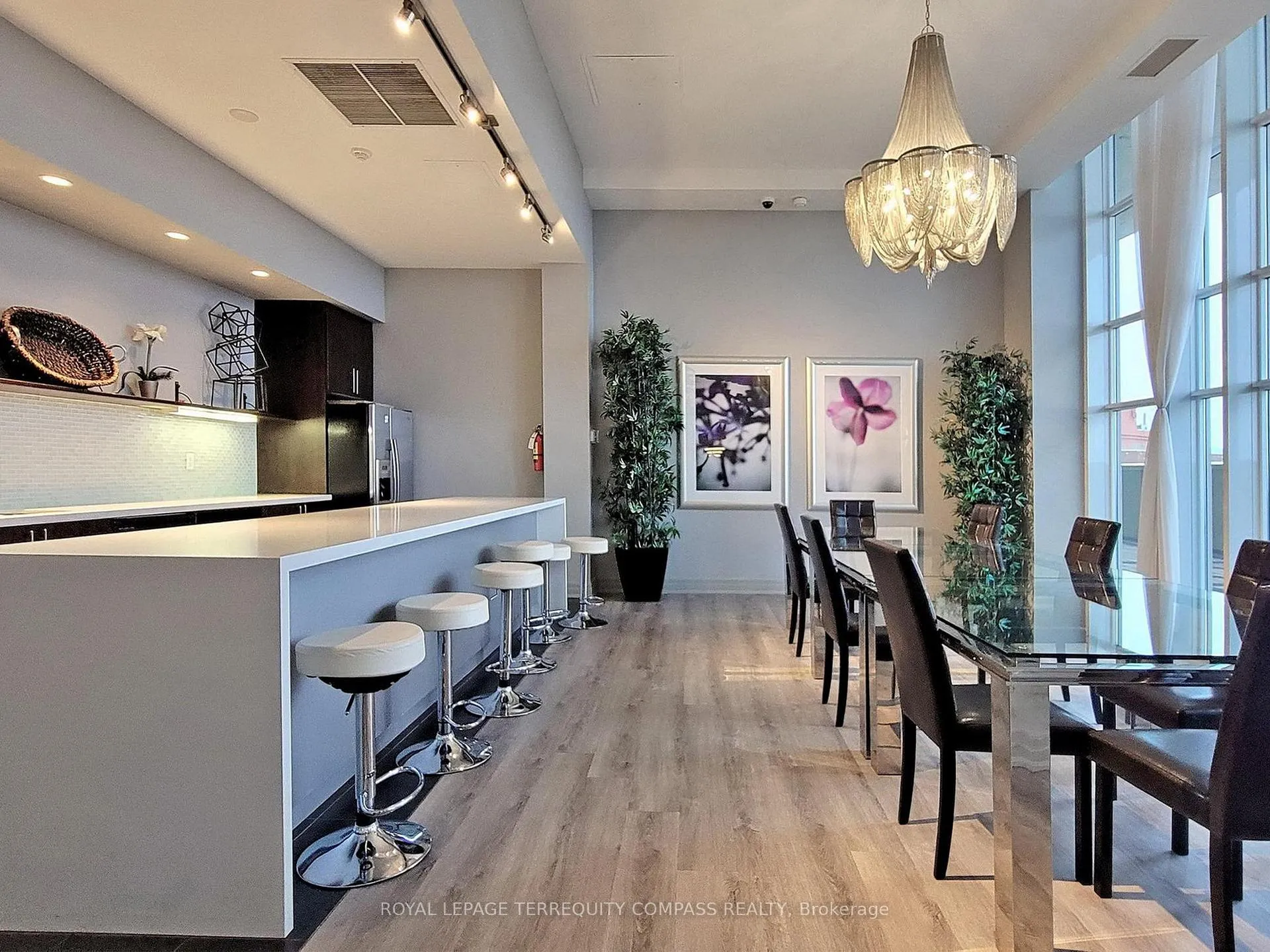 Photo 33 of Unit 1107, 628 Fleet Street, Toronto, Niagara — HOMEH