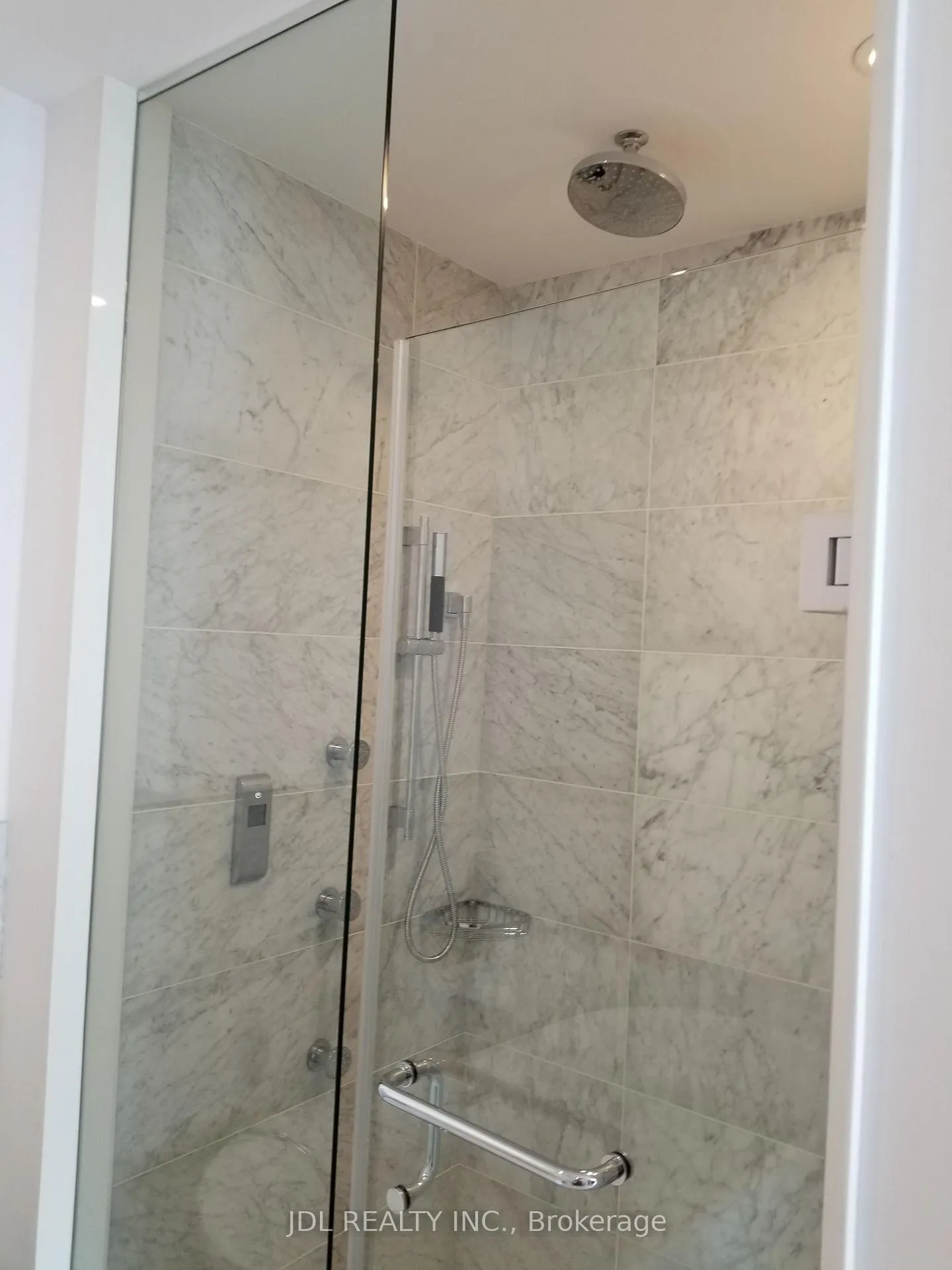 Front of Unit 2412, 488 University Avenue W