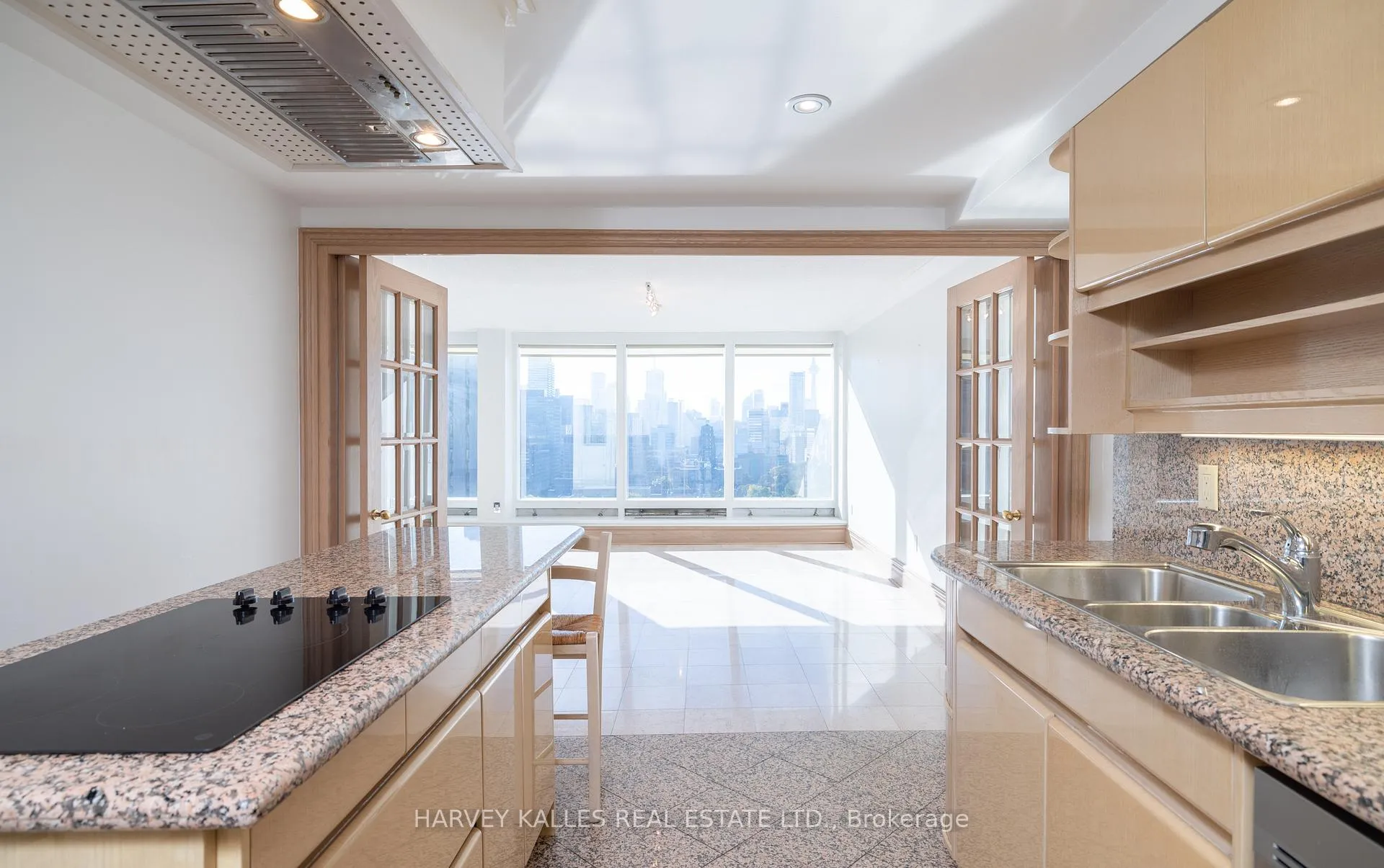 Photo 14 of Unit 2006, 110 Bloor Street W, Toronto, The Annex — HOMEH