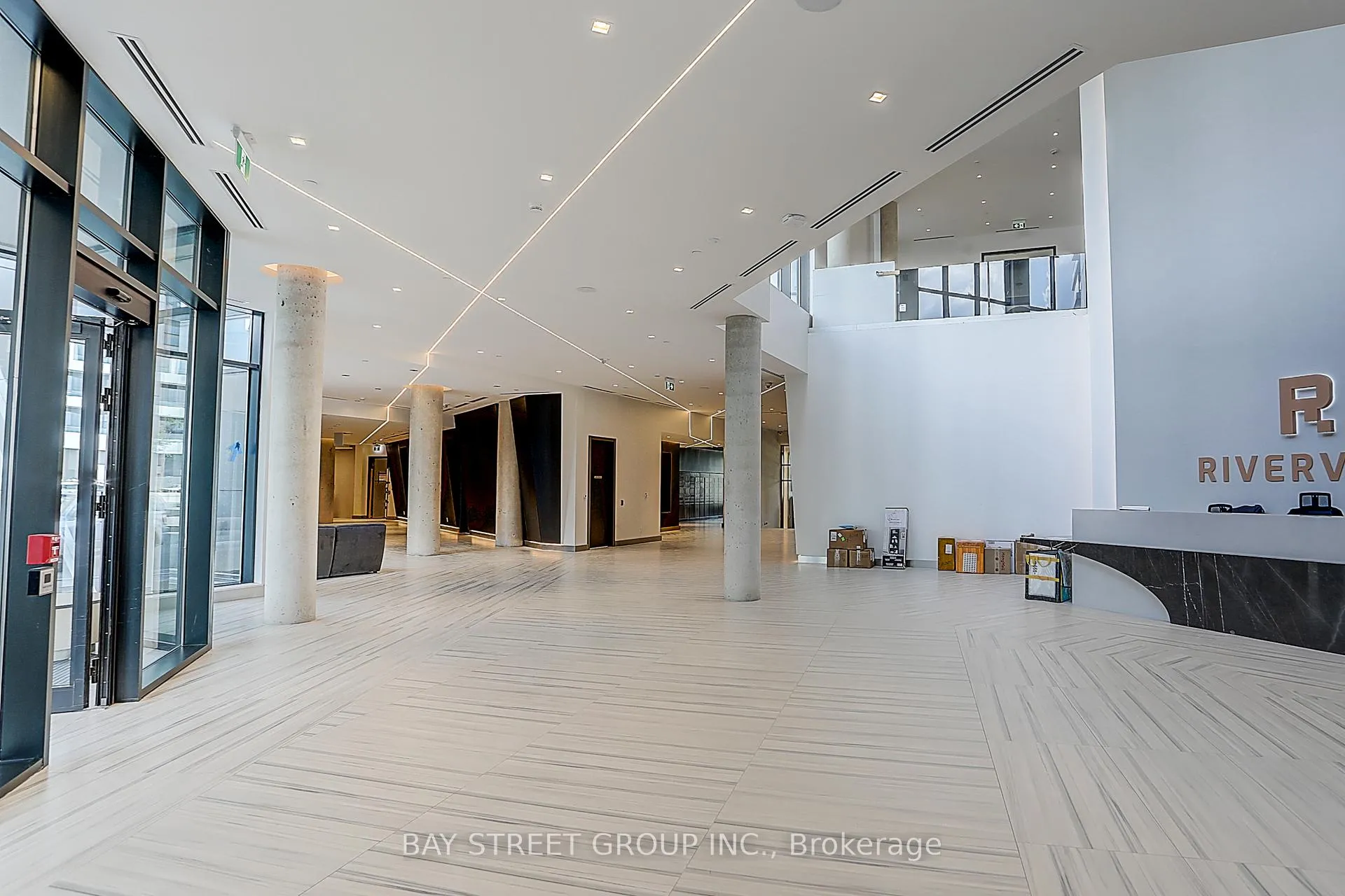 Photo 3 of Unit 502, 18 Water Walk Drive, Markham, Unionville — HOMEH