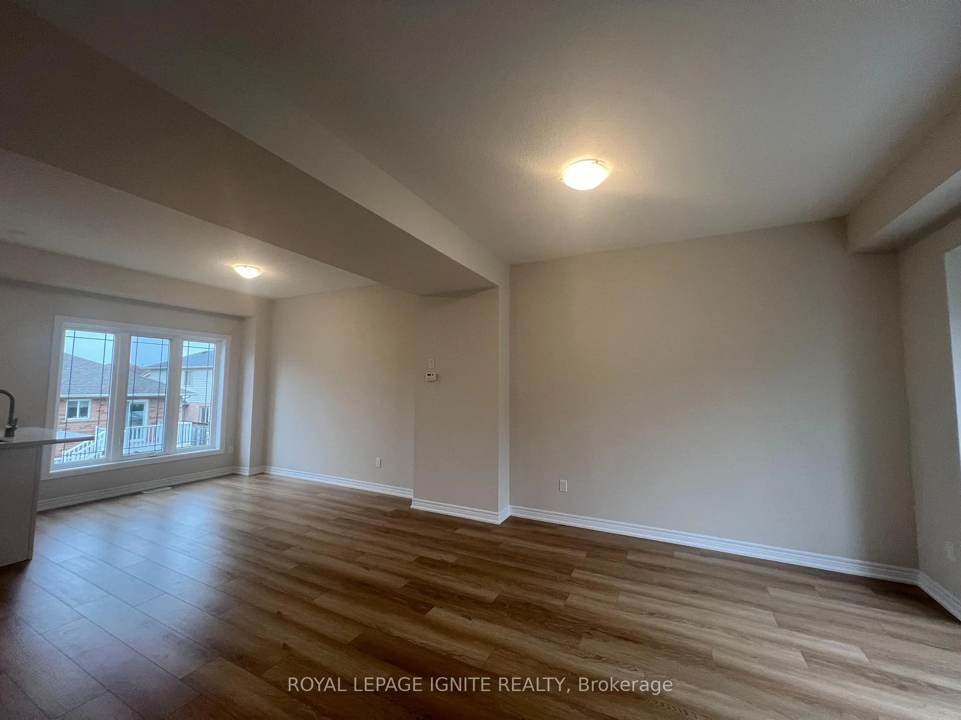 Photo 5 of Unit 50, 19 Picardy Drive, Hamilton, Stoney Creek — HOMEH