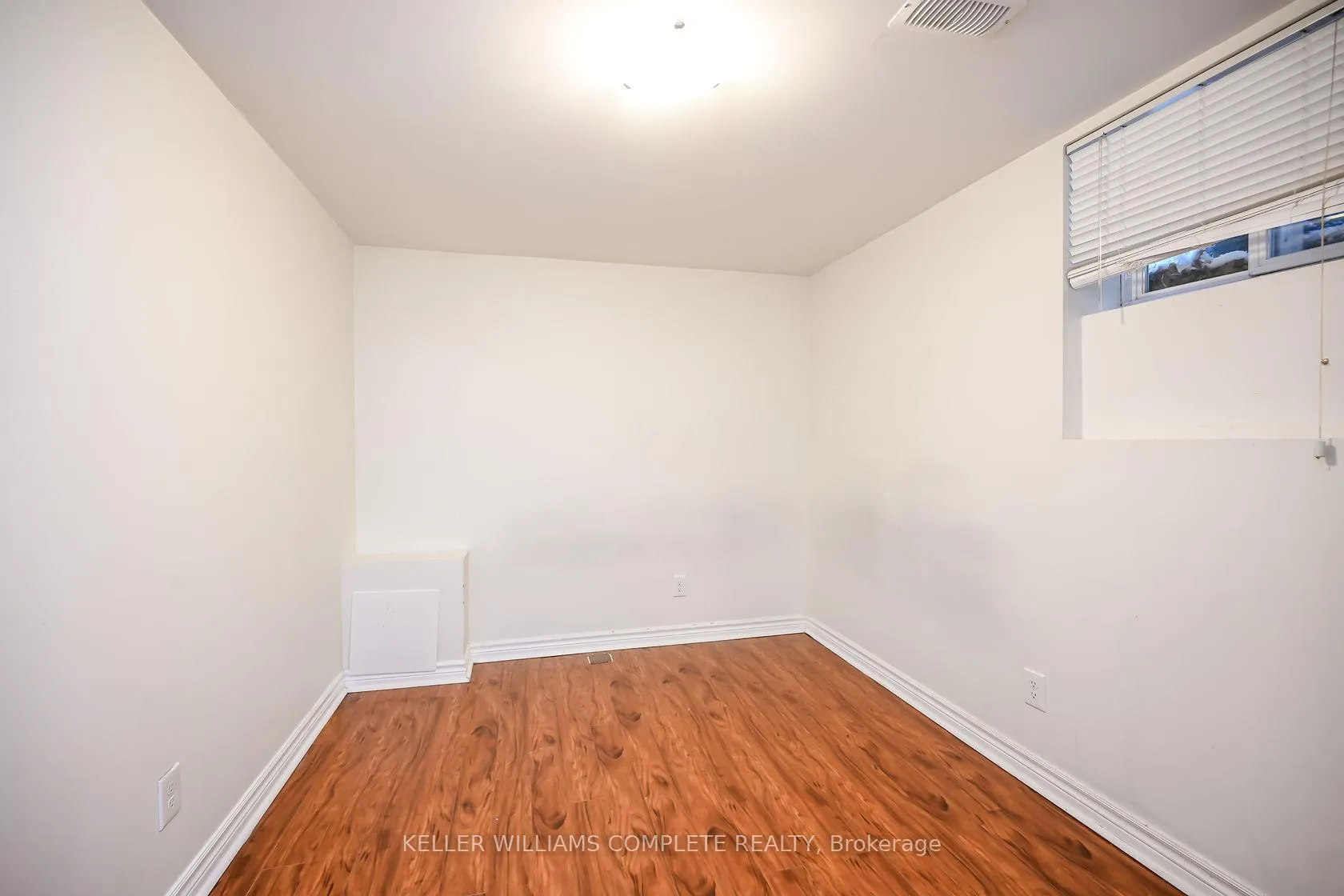 Photo 11 of 17 West Park Avenue, Hamilton, Ainslie Wood — HOMEH