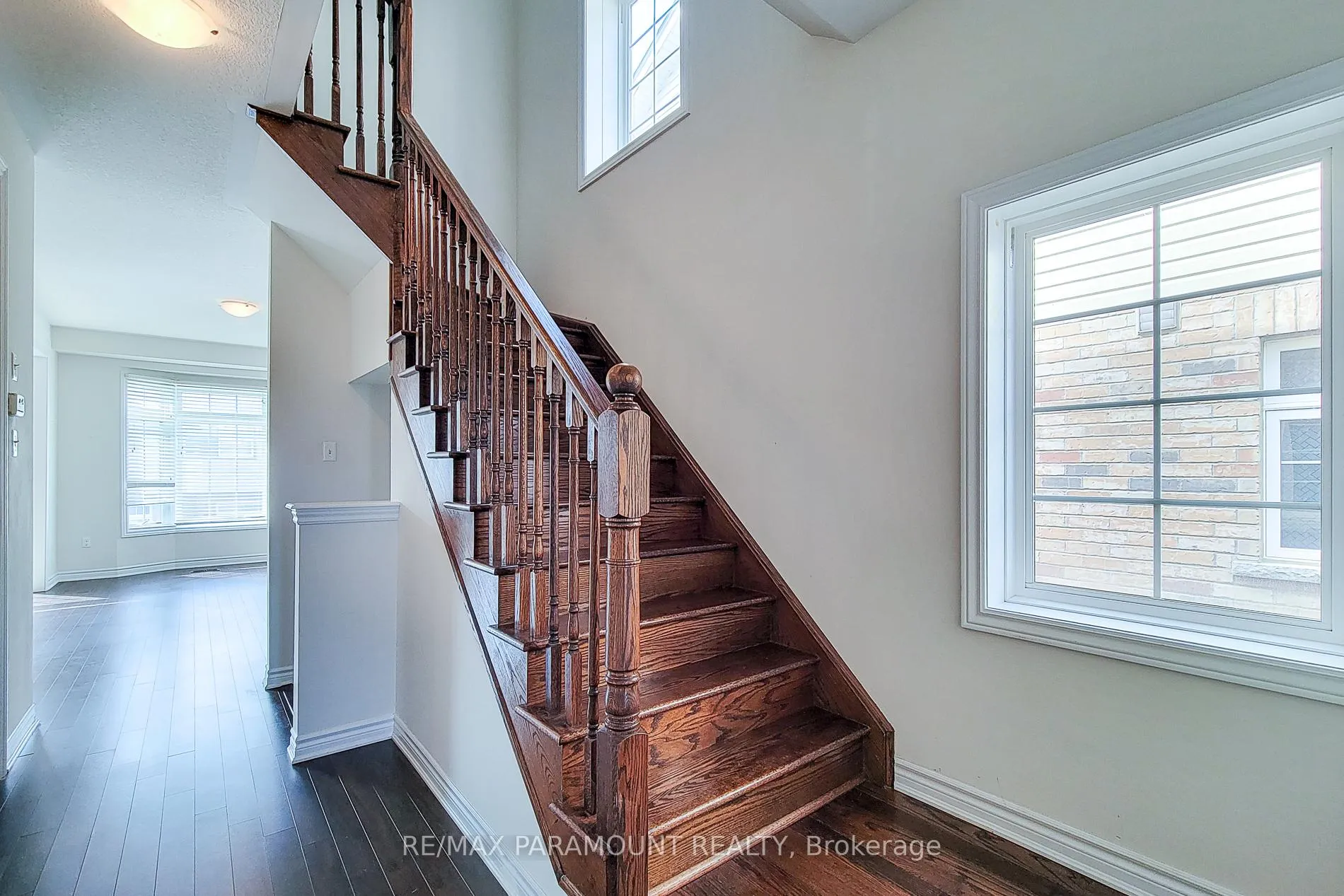 Photo 7 of 38 Gunby Boulevard, Hamilton, Waterdown — HOMEH
