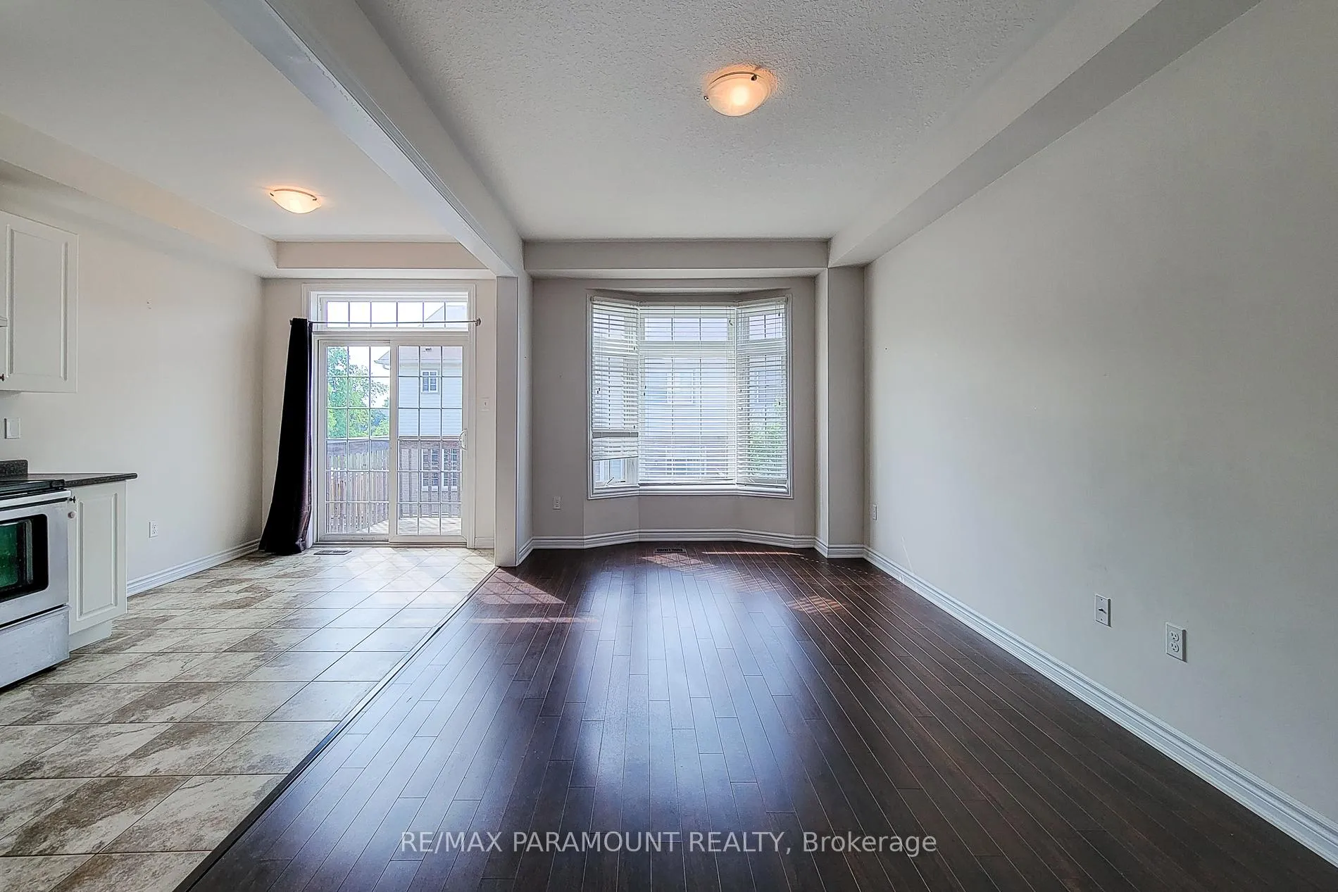 Photo 8 of 38 Gunby Boulevard, Hamilton, Waterdown — HOMEH
