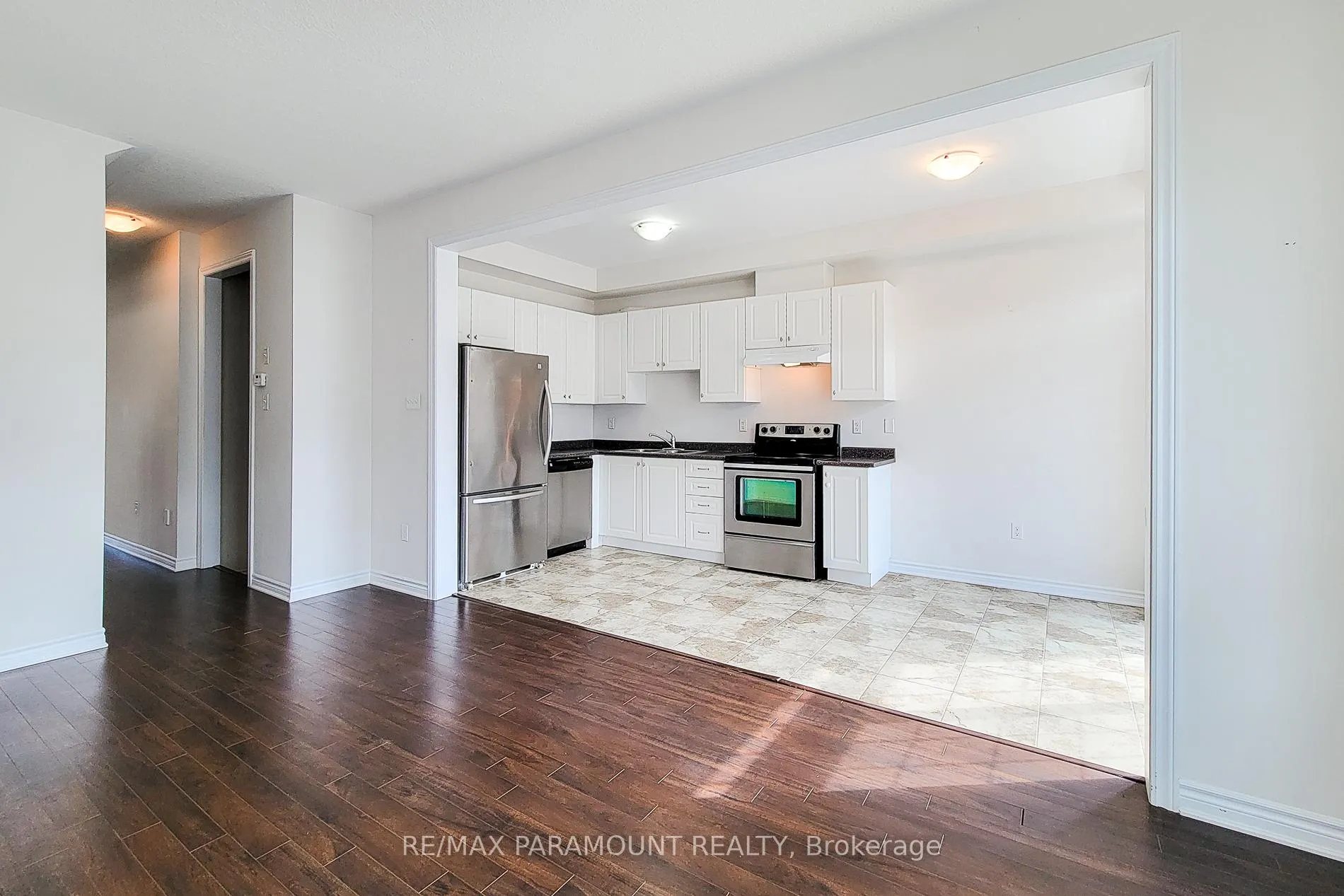 Photo 9 of 38 Gunby Boulevard, Hamilton, Waterdown — HOMEH
