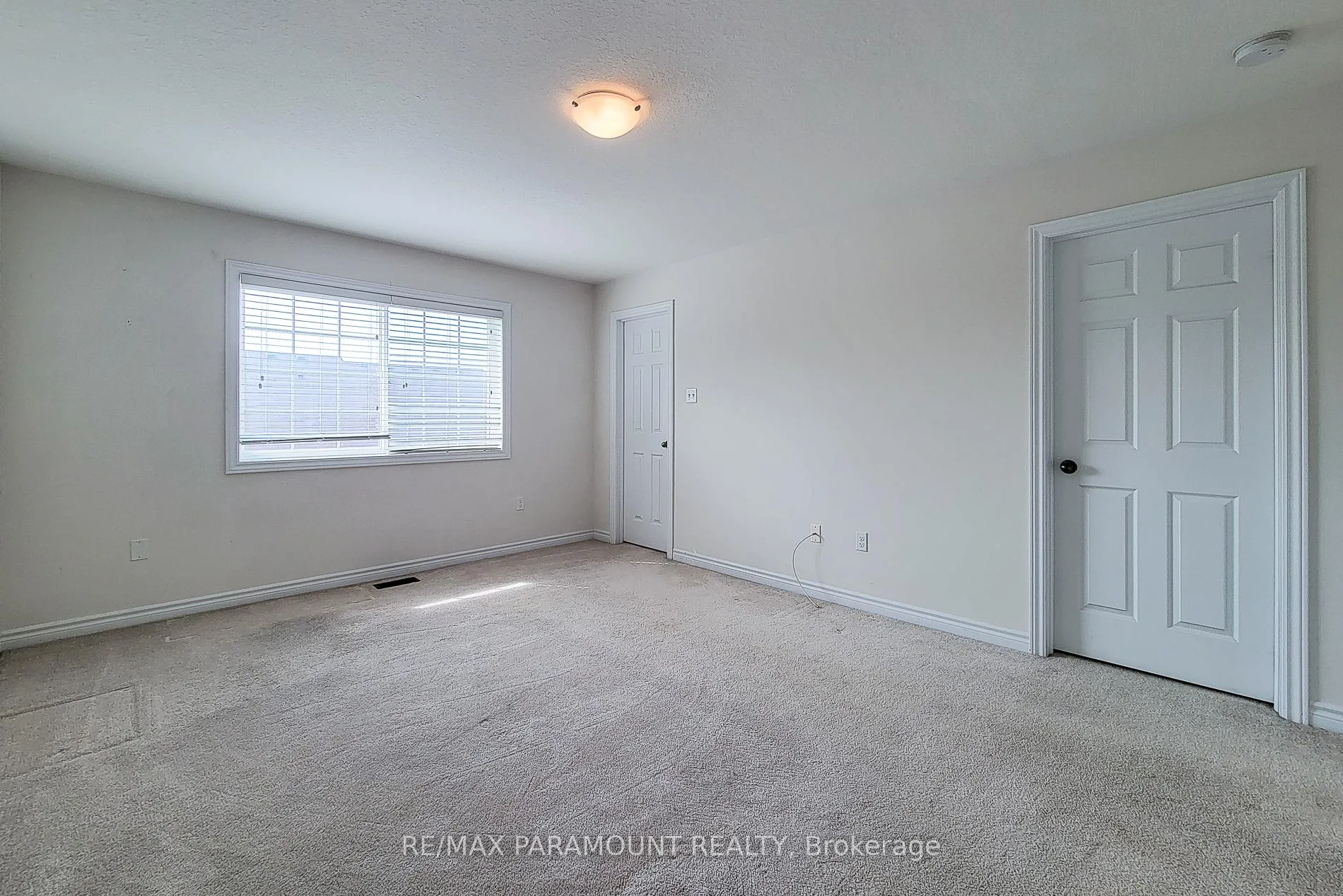 Photo 25 of 38 Gunby Boulevard, Hamilton, Waterdown — HOMEH