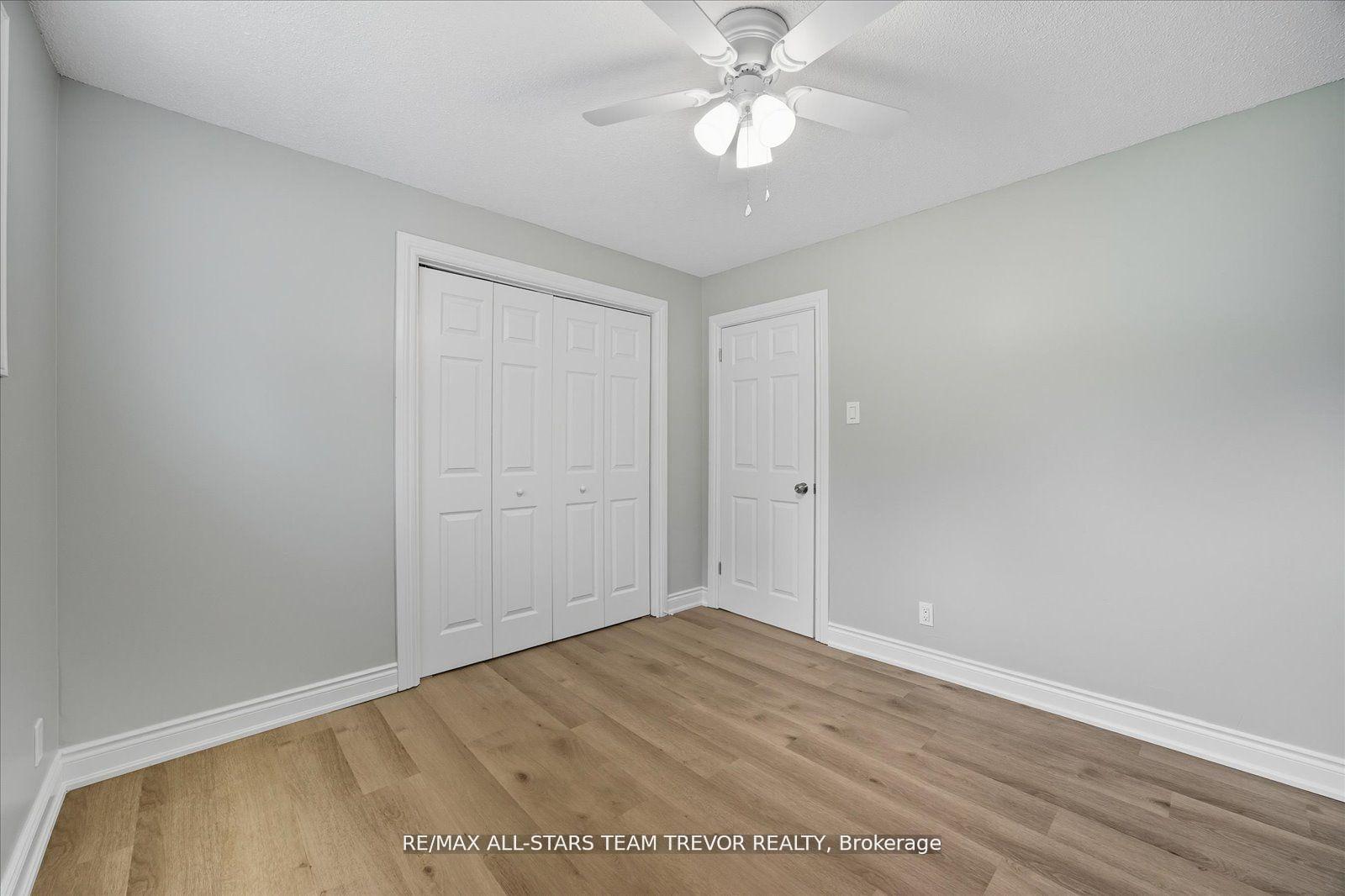 Photo 10 of 26 Metro Road N, Georgina, Keswick North — HOMEH