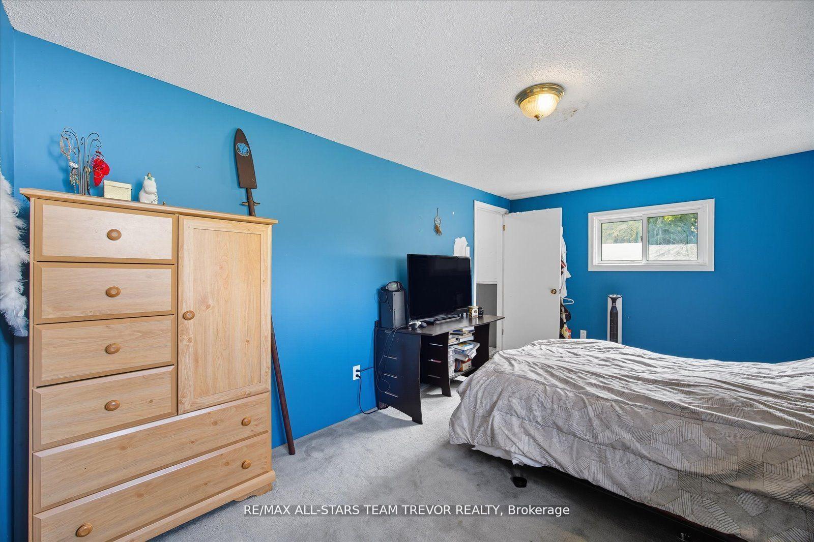 Photo 26 of 26 Metro Road N, Georgina, Keswick North — HOMEH