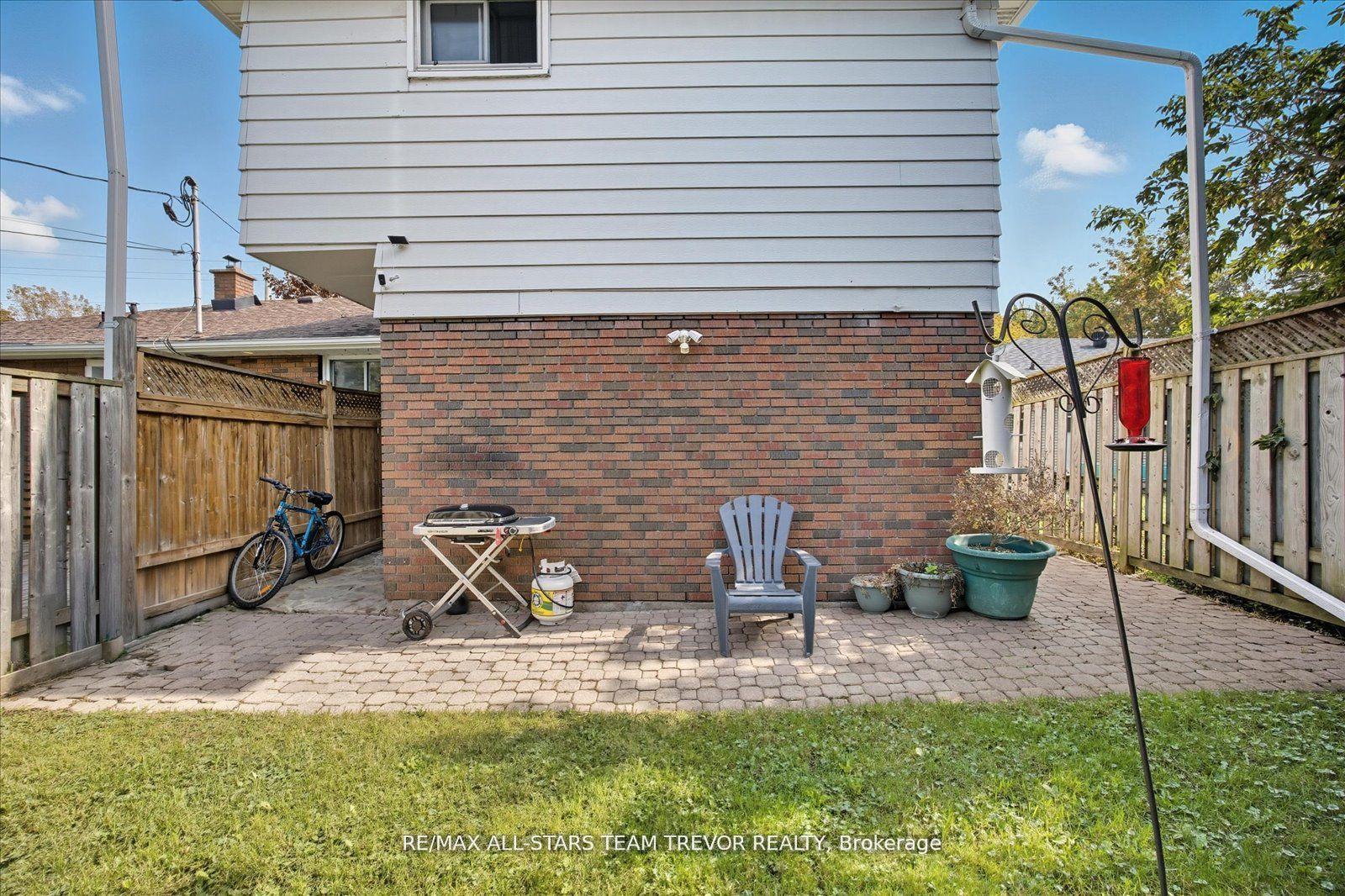 Photo 36 of 26 Metro Road N, Georgina, Keswick North — HOMEH