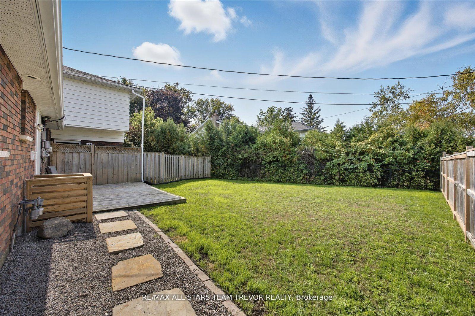 Photo 43 of 26 Metro Road N, Georgina, Keswick North — HOMEH