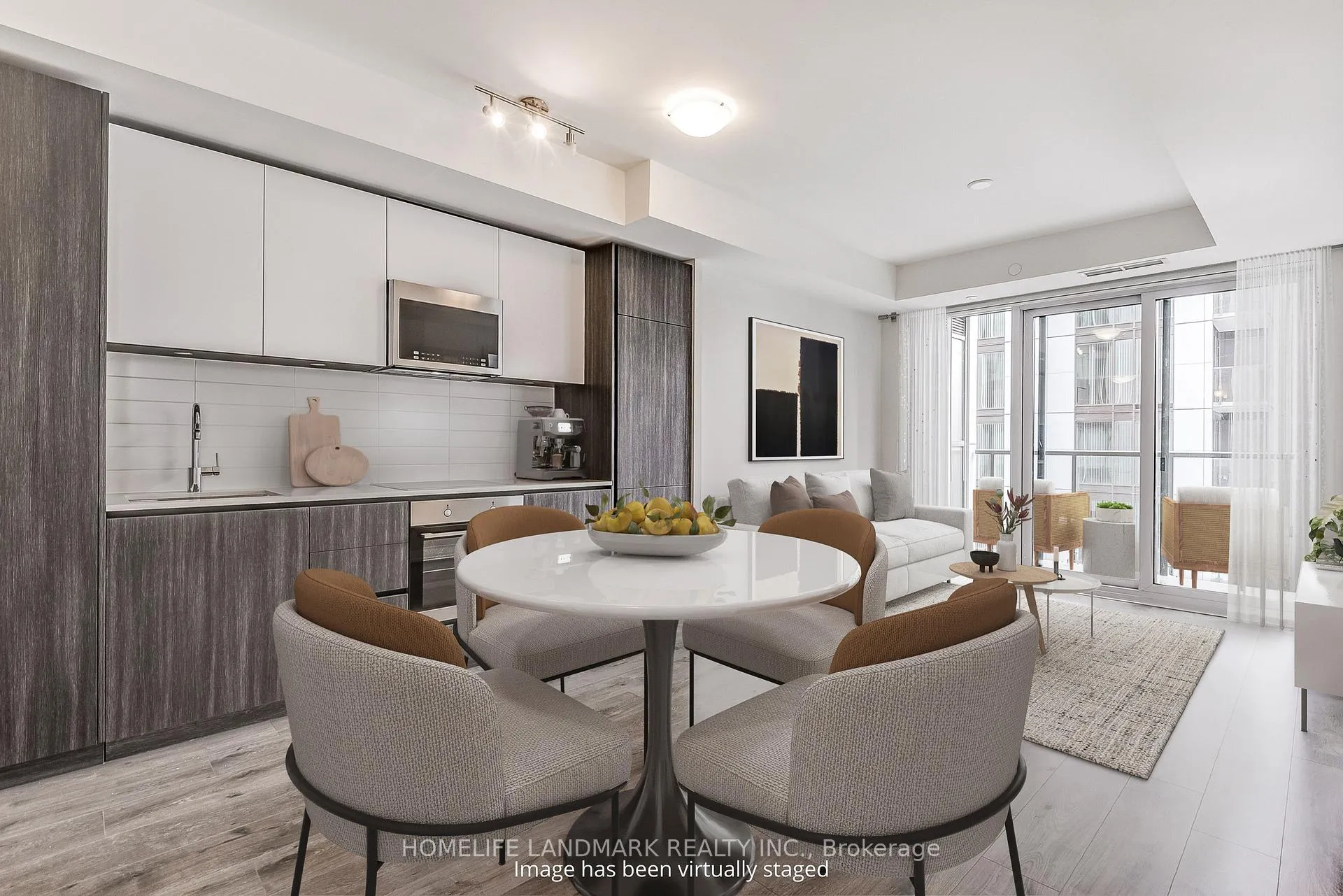Photo 2 of 28 Widmer 4523 Street S, Toronto, Waterfront Communities — HOMEH