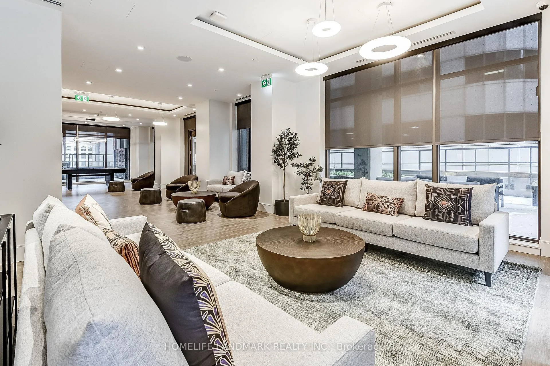 Photo 7 of 28 Widmer 4523 Street S, Toronto, Waterfront Communities — HOMEH