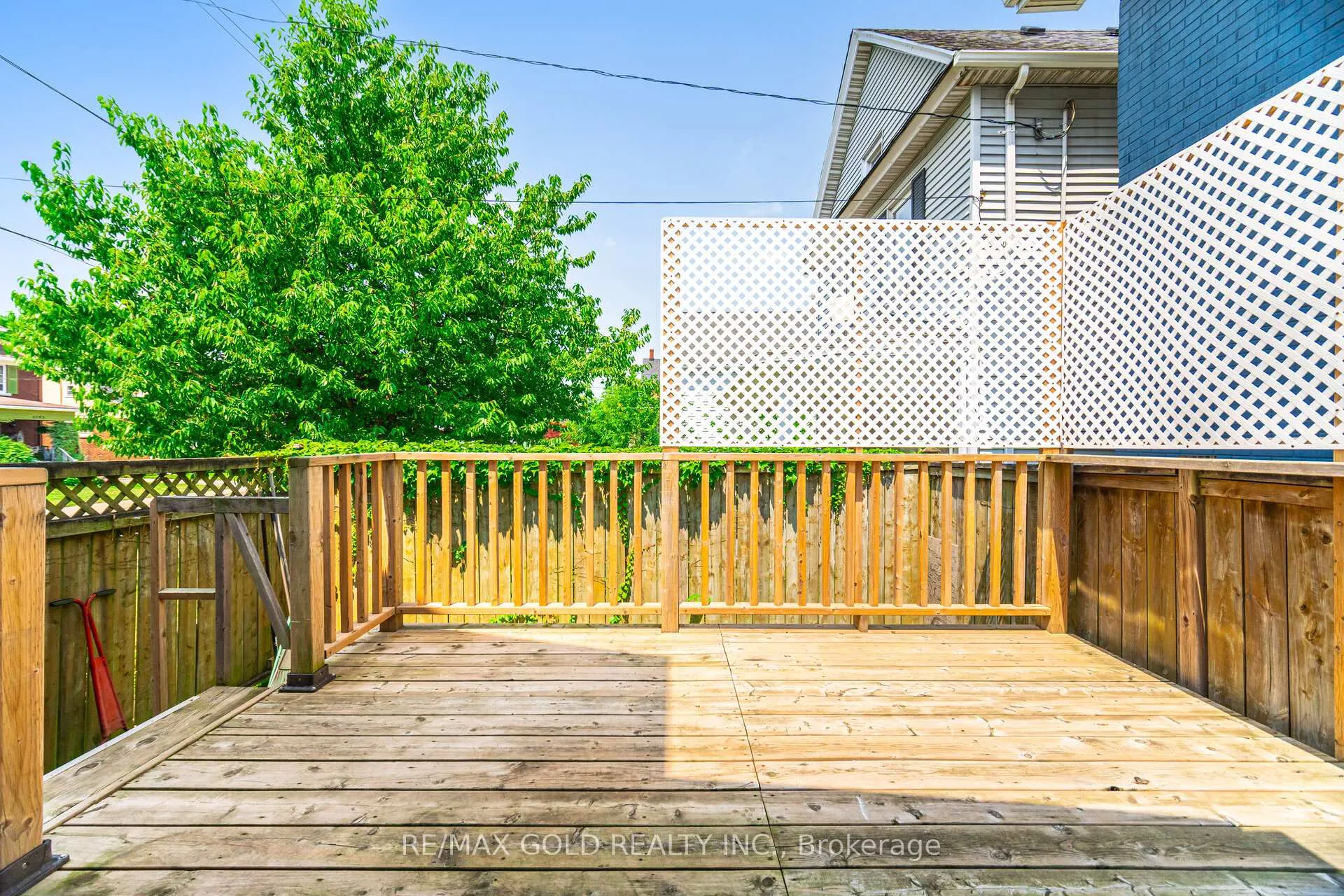 Photo 43 of 4945 Maple Street, Niagara Falls, Cherrywood — HOMEH