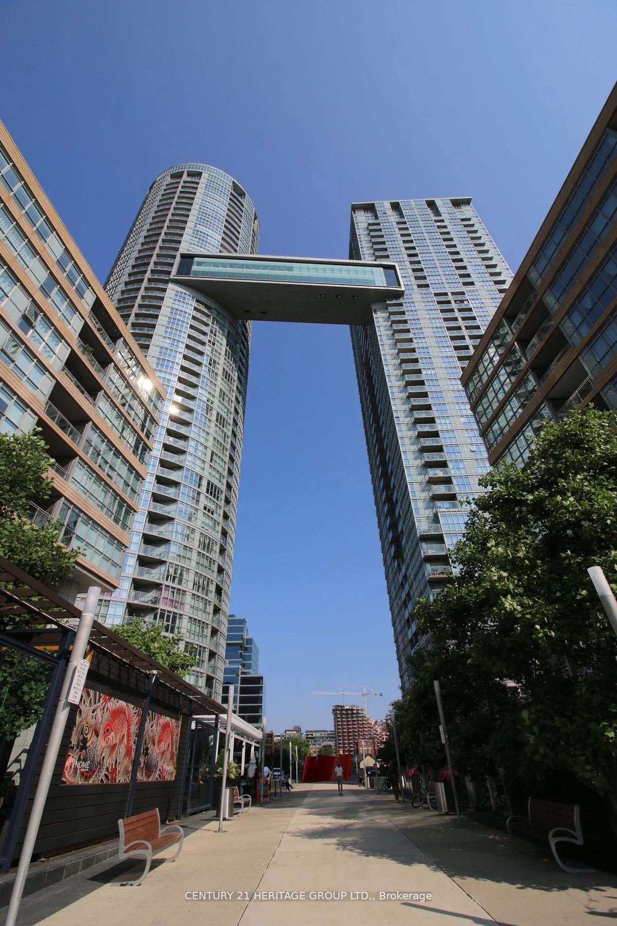 Photo 1 of Unit 3301, 21 Iceboat Terrace, Toronto, Waterfront Communities — HOMEH