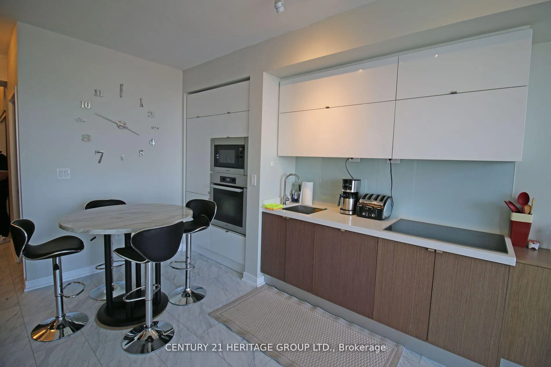 Photo 12 of Unit 3301, 21 Iceboat Terrace, Toronto, Waterfront Communities — HOMEH