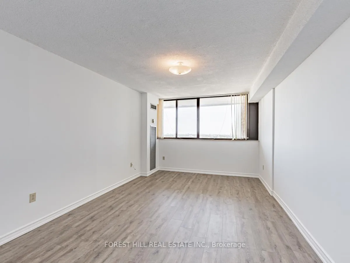 Photo 20 of Unit 1607, 3000 Bathurst Street, Toronto, Englemount-Lawrence — HOMEH